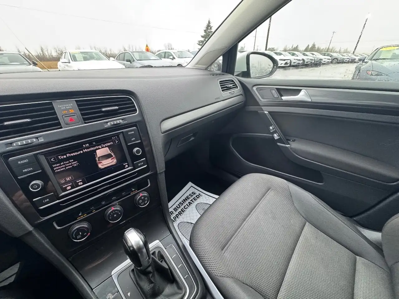 Volkswagen Golf снимка Volkswagen Golf