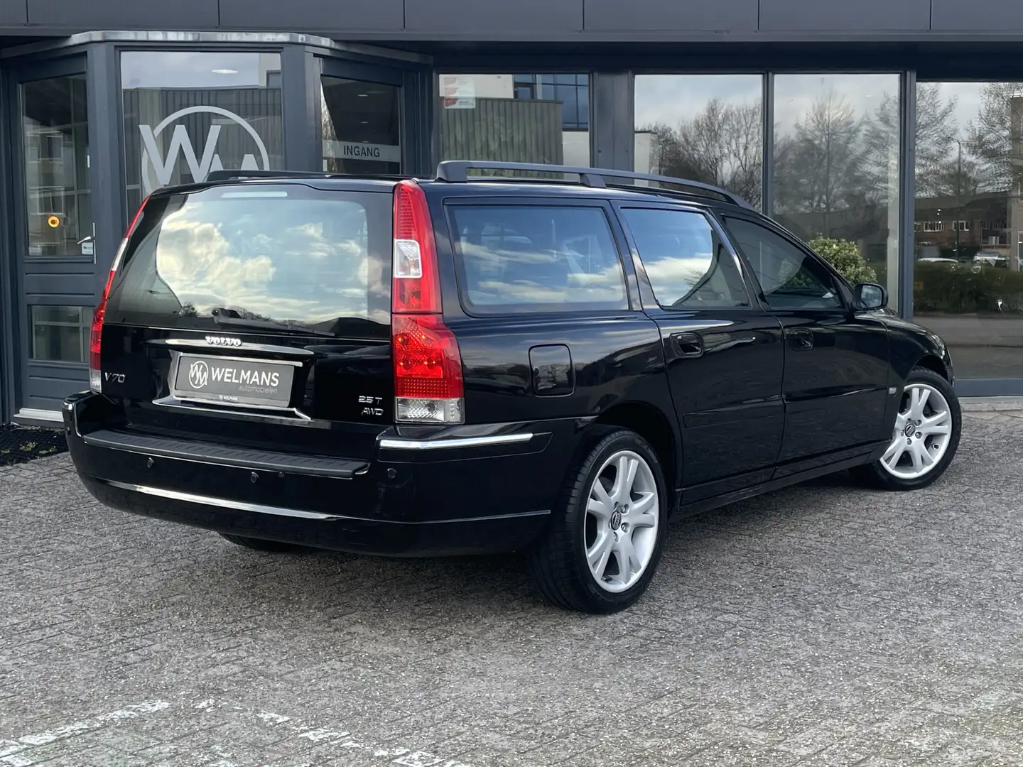 Volvo V70 2.5T AWD Summum Youngtimer | Xenon Schwarz - 2