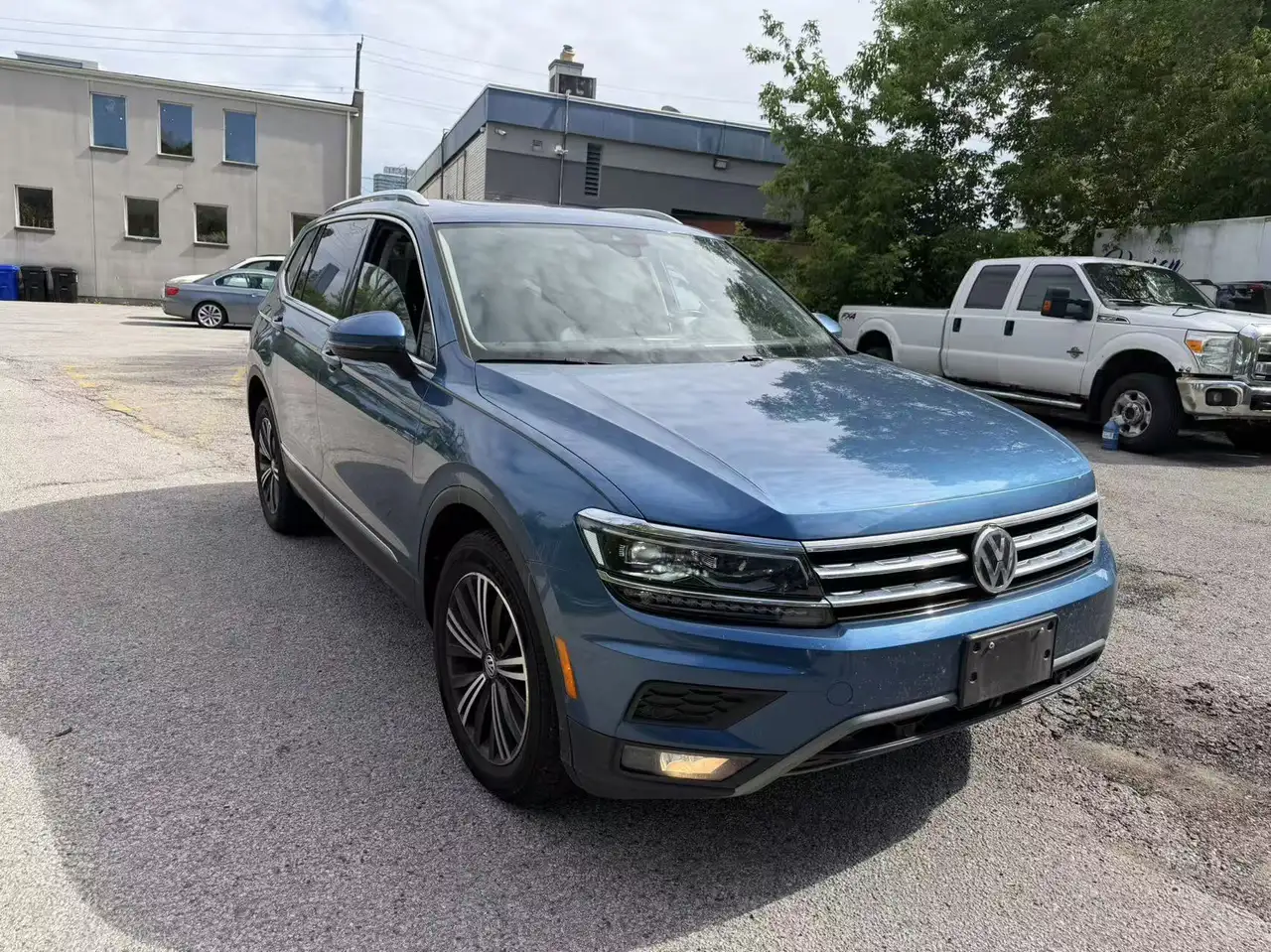 Volkswagen Tiguan photo Volkswagen Tiguan
