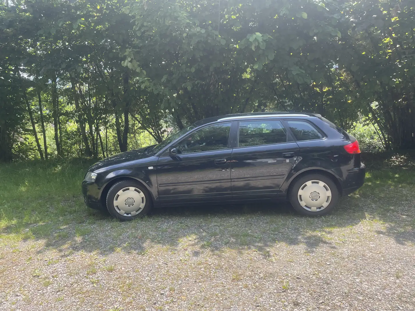 Audi A3 2.0 FSI Sportback Schwarz - 2