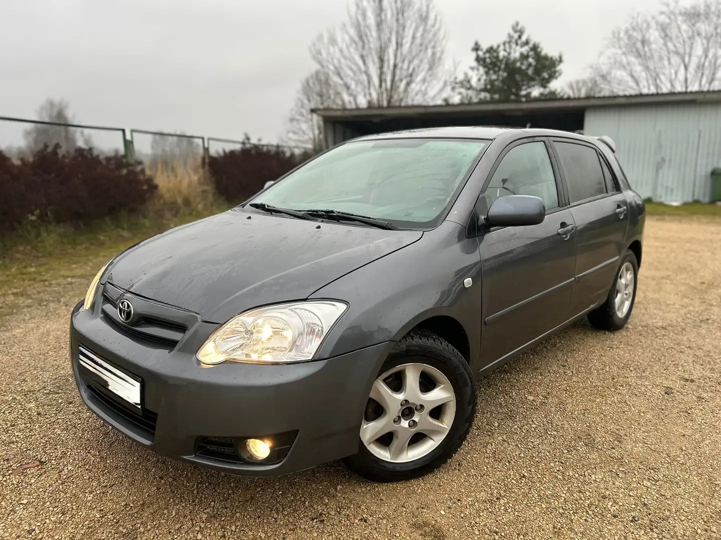 Toyota Corolla Corolla 1.4 D-4D Sol Grau - 2