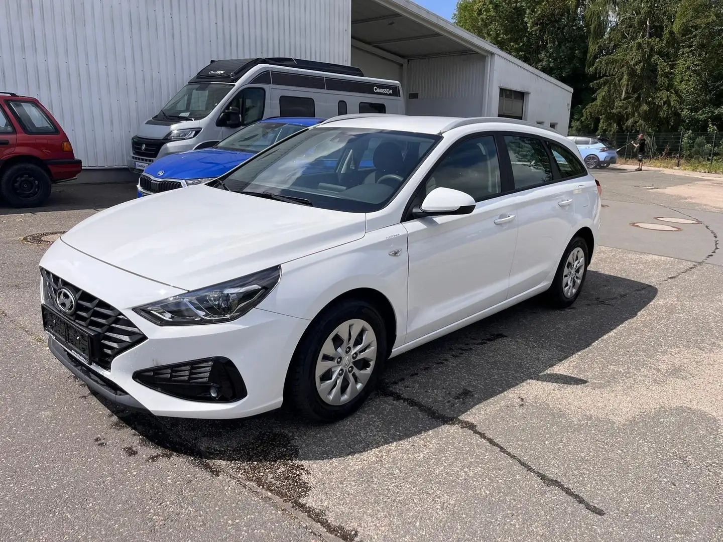 Hyundai i30 Kombi 1.0 T-GDI Klima Weiß - 2