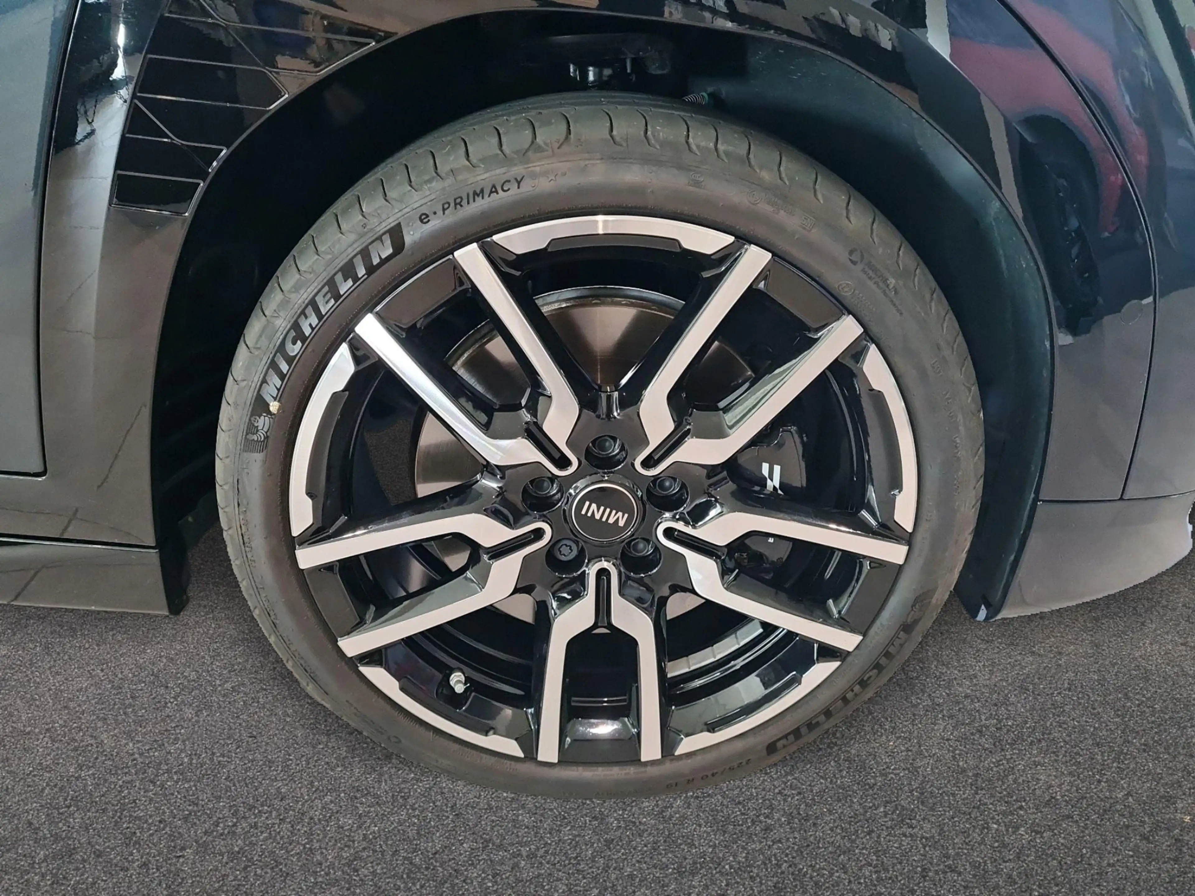 MINI Aceman John Cooper Works Trim — photo 7