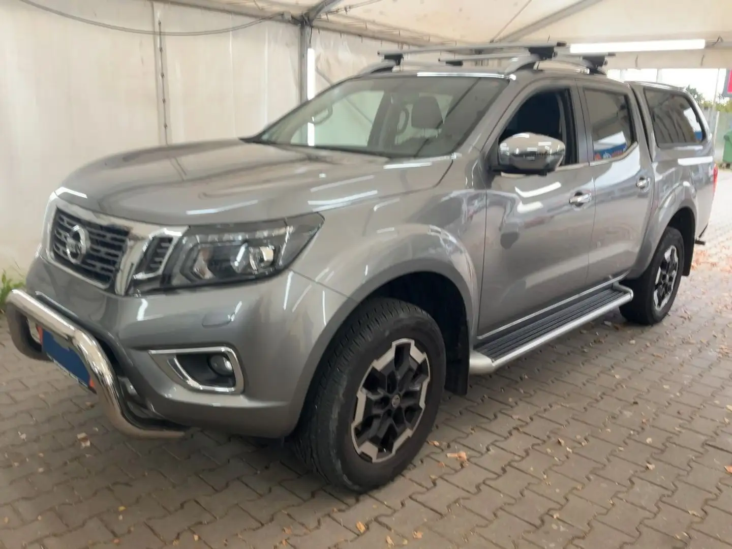 Nissan Navara NP300 Tekna DoCa 4x4 AHK+LED+KAMERA Gris - 1