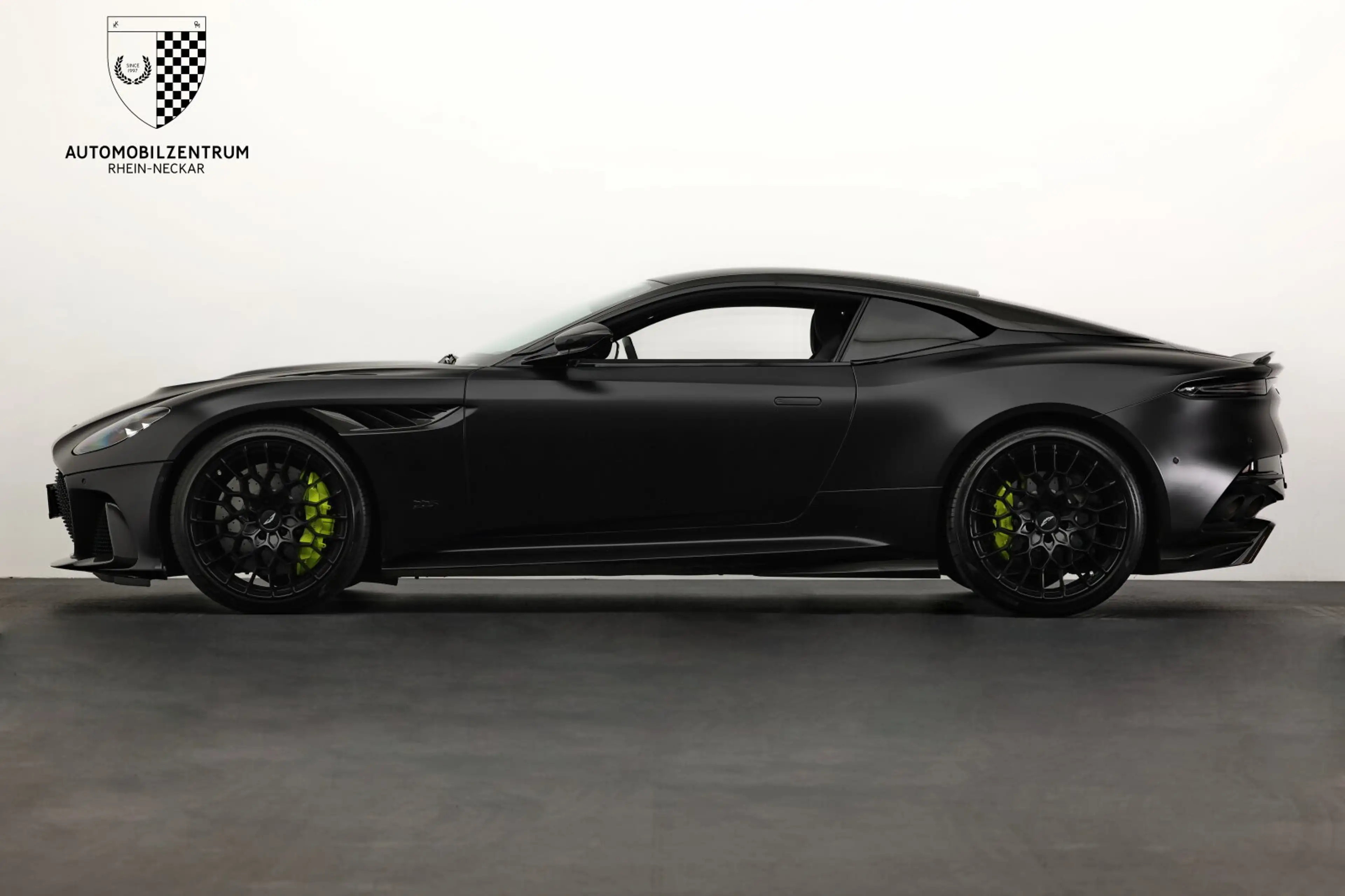 Aston Martin DBS DBS 770 Ultimate 1 of 300 FullCarbon/B&O/Sports+ — photo 6