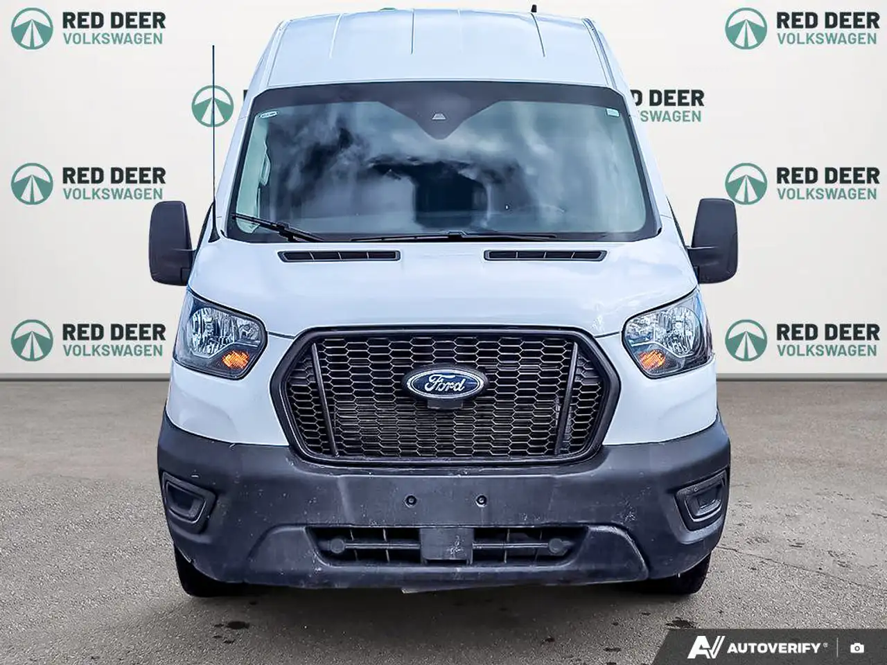 Ford Transit Cargo Van снимка Ford Transit Cargo Van