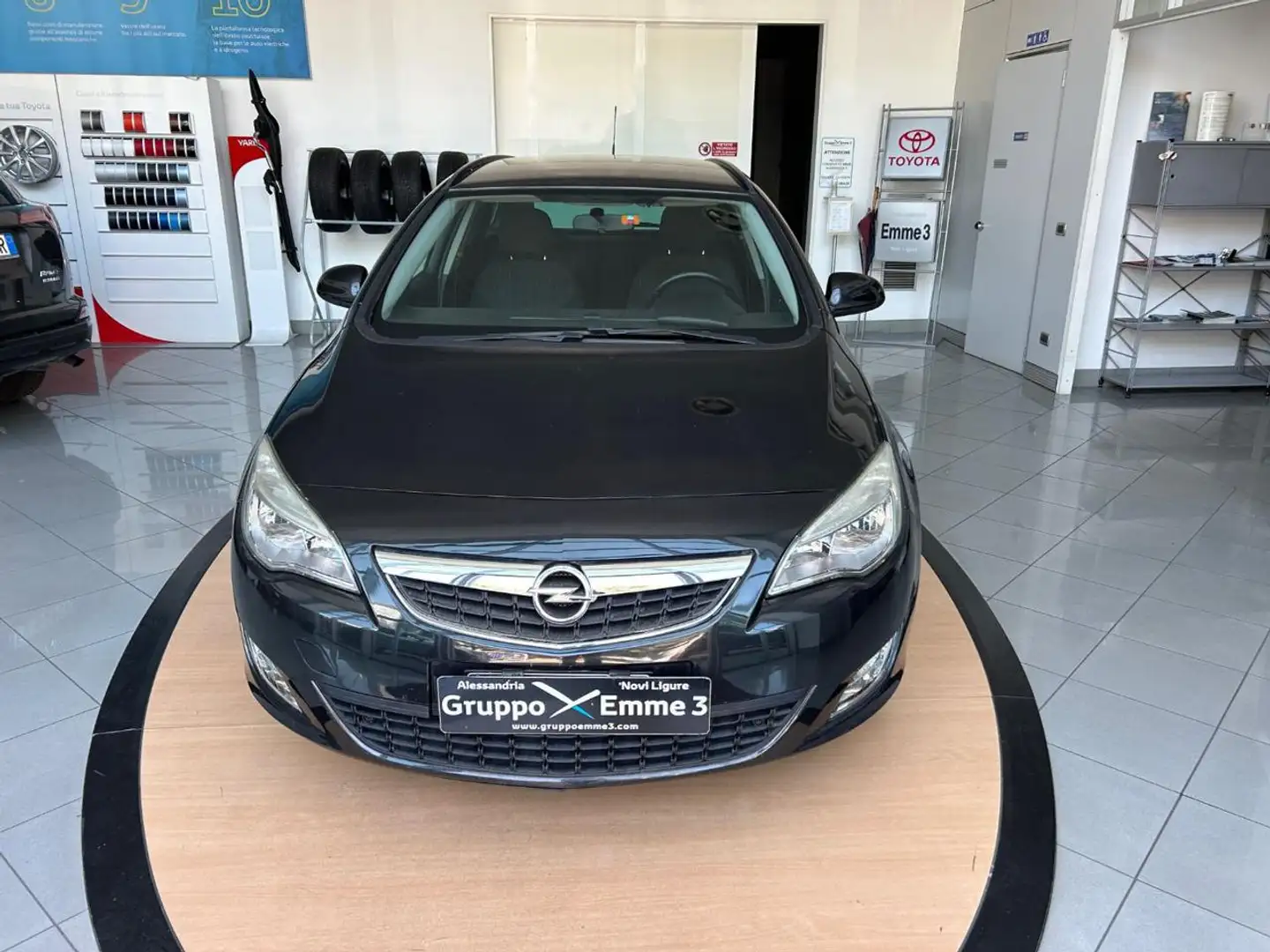 Opel Astra 1.7 CDTI 110CV Sports Tourer Cosmo Nero - 1