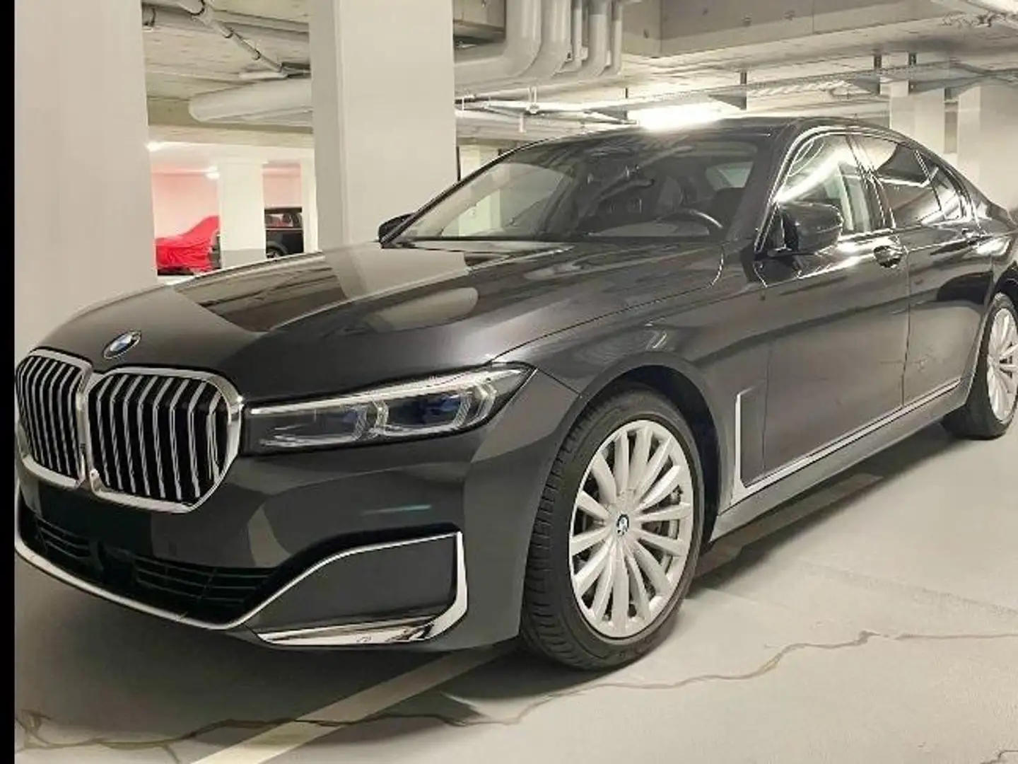 BMW 750 7er 750i xDrive Grau - 1