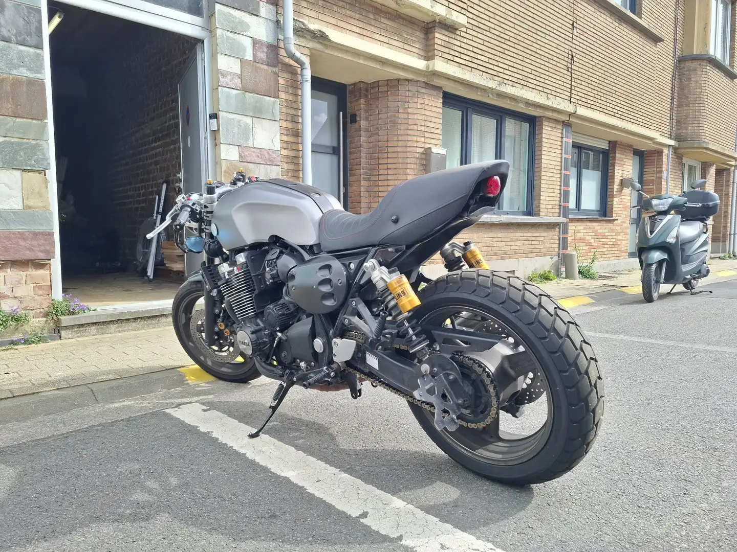 Yamaha XJR 1300 Gris - 2