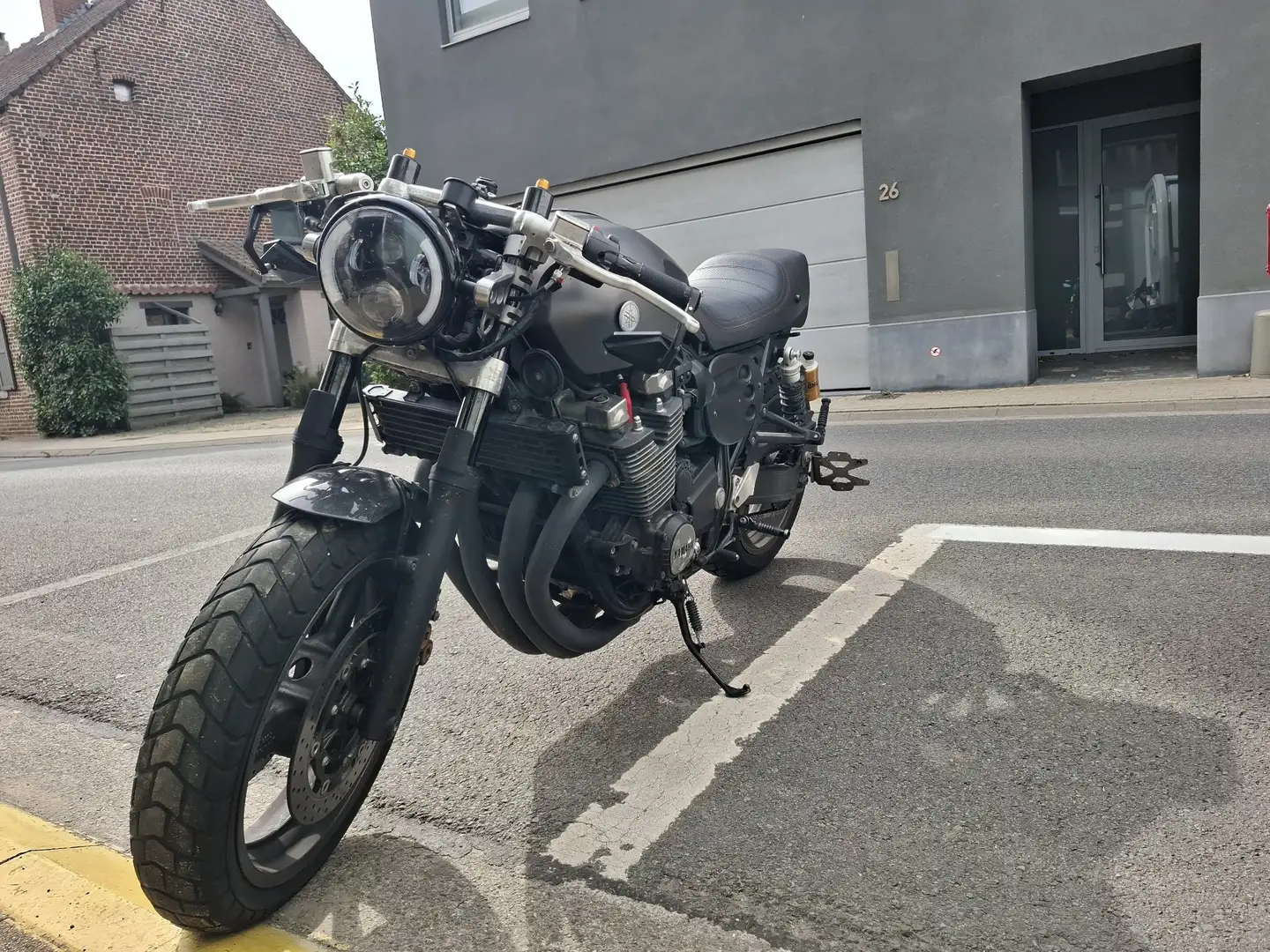 Yamaha XJR 1300 Gris - 1