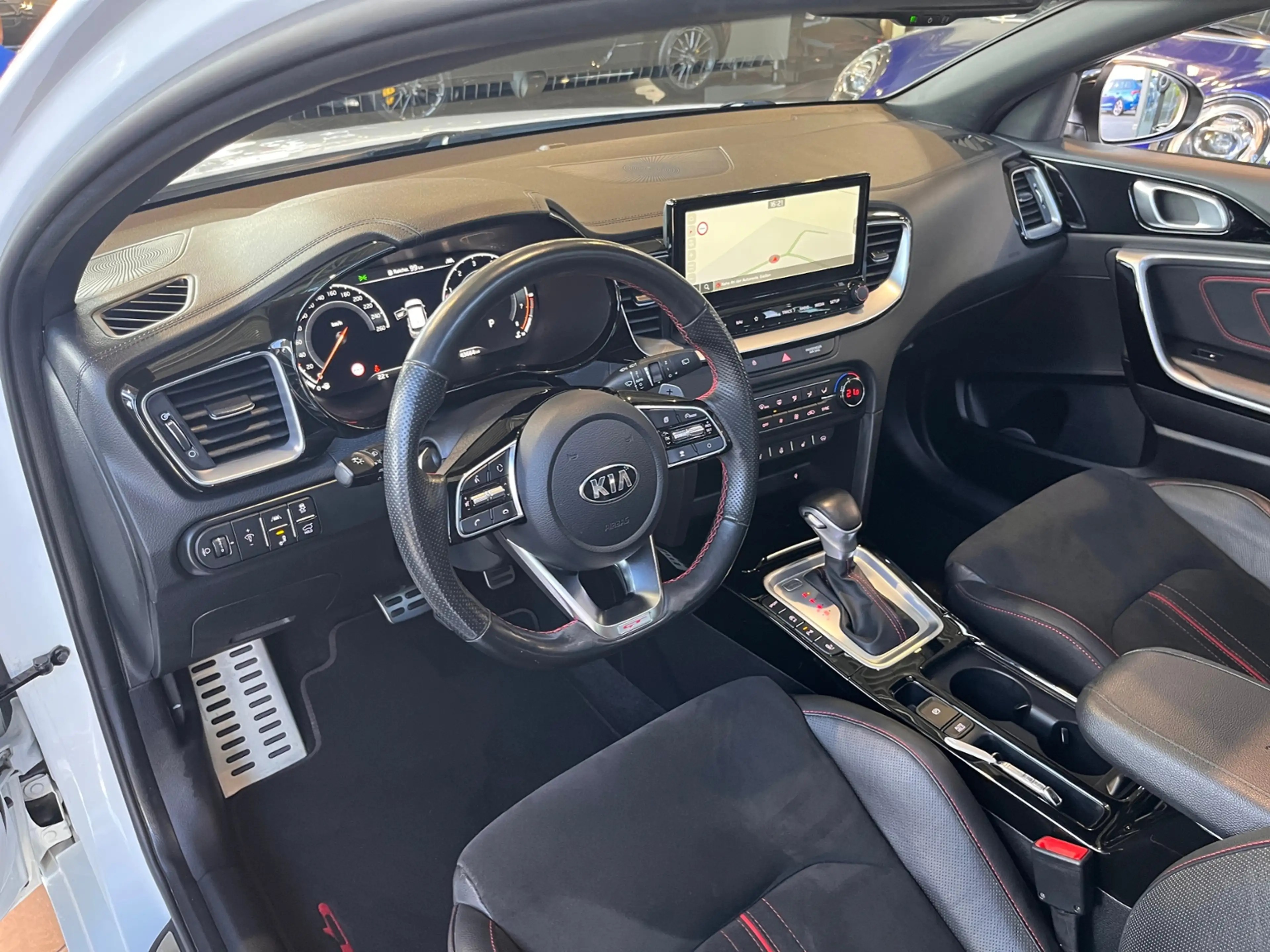 Kia ProCeed / pro_cee'd GT AHK PANO KLIMA LED NAVI ALU — photo 10