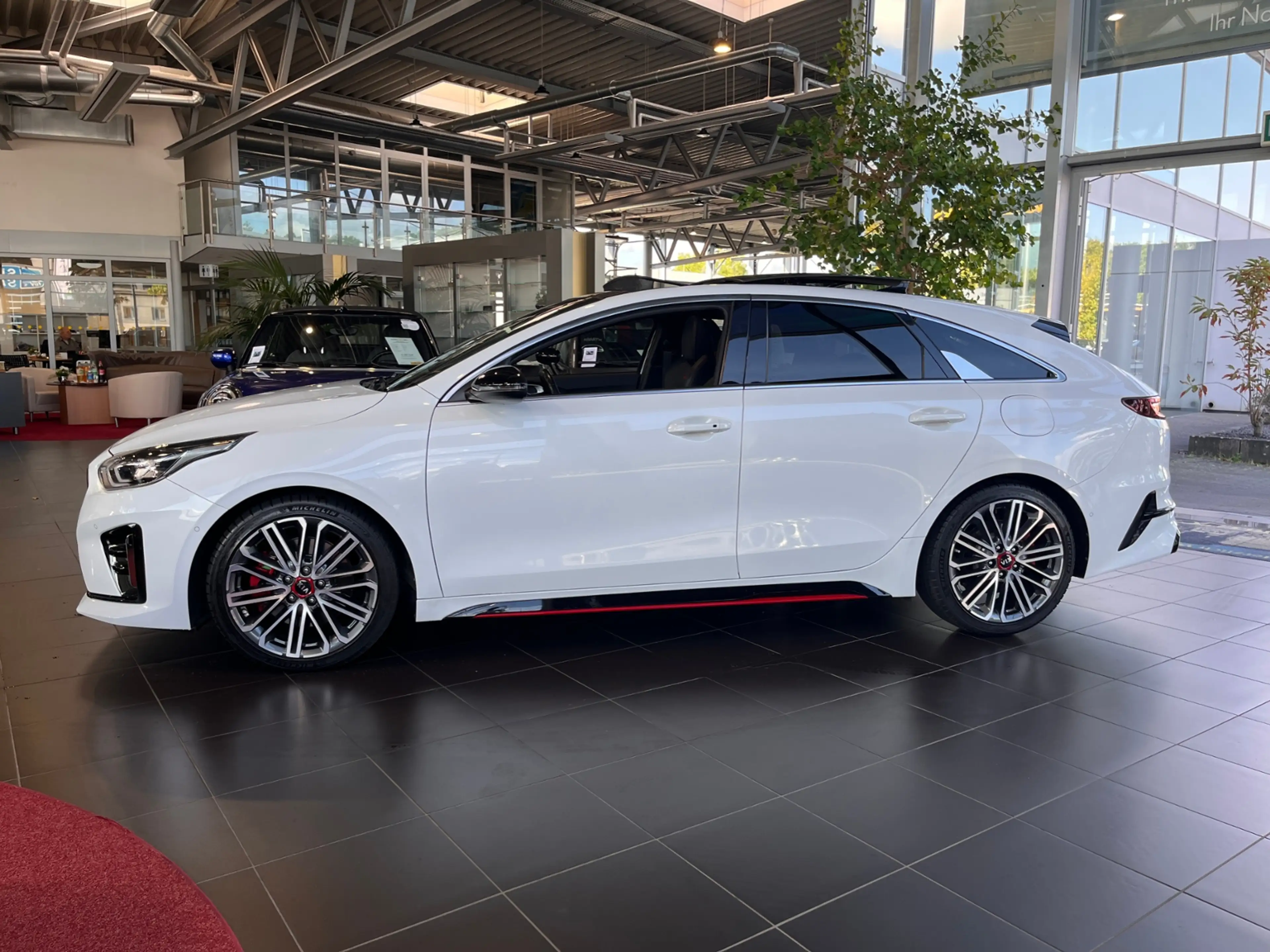 Kia ProCeed / pro_cee'd GT AHK PANO KLIMA LED NAVI ALU — photo 5