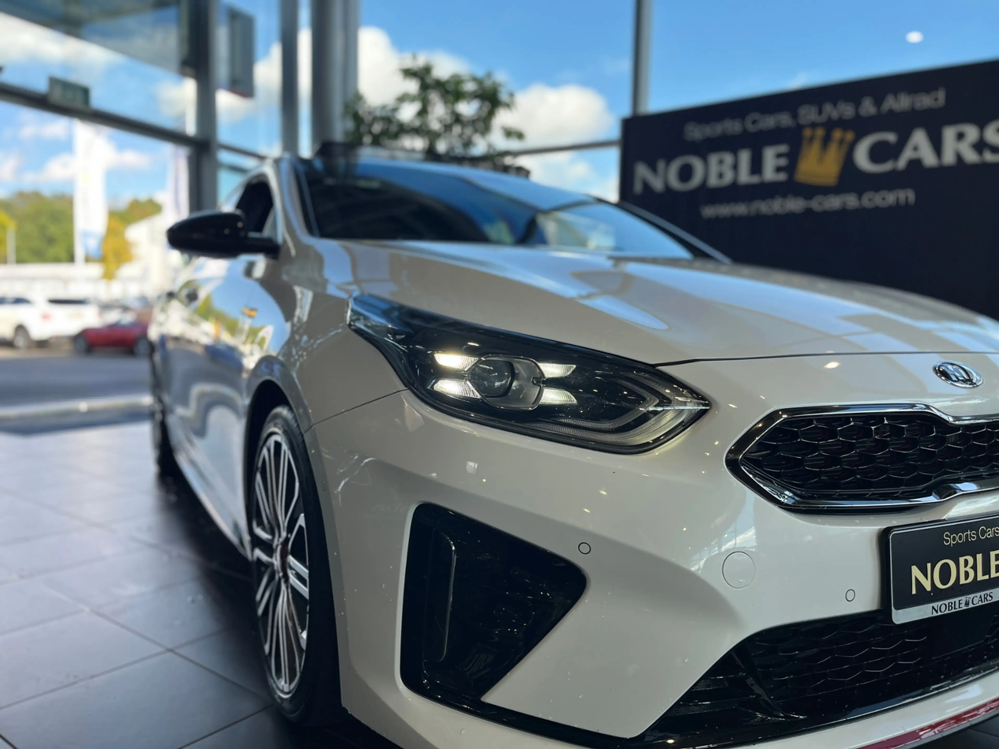 Kia ProCeed / pro_cee'd GT AHK PANO KLIMA LED NAVI ALU — photo 2