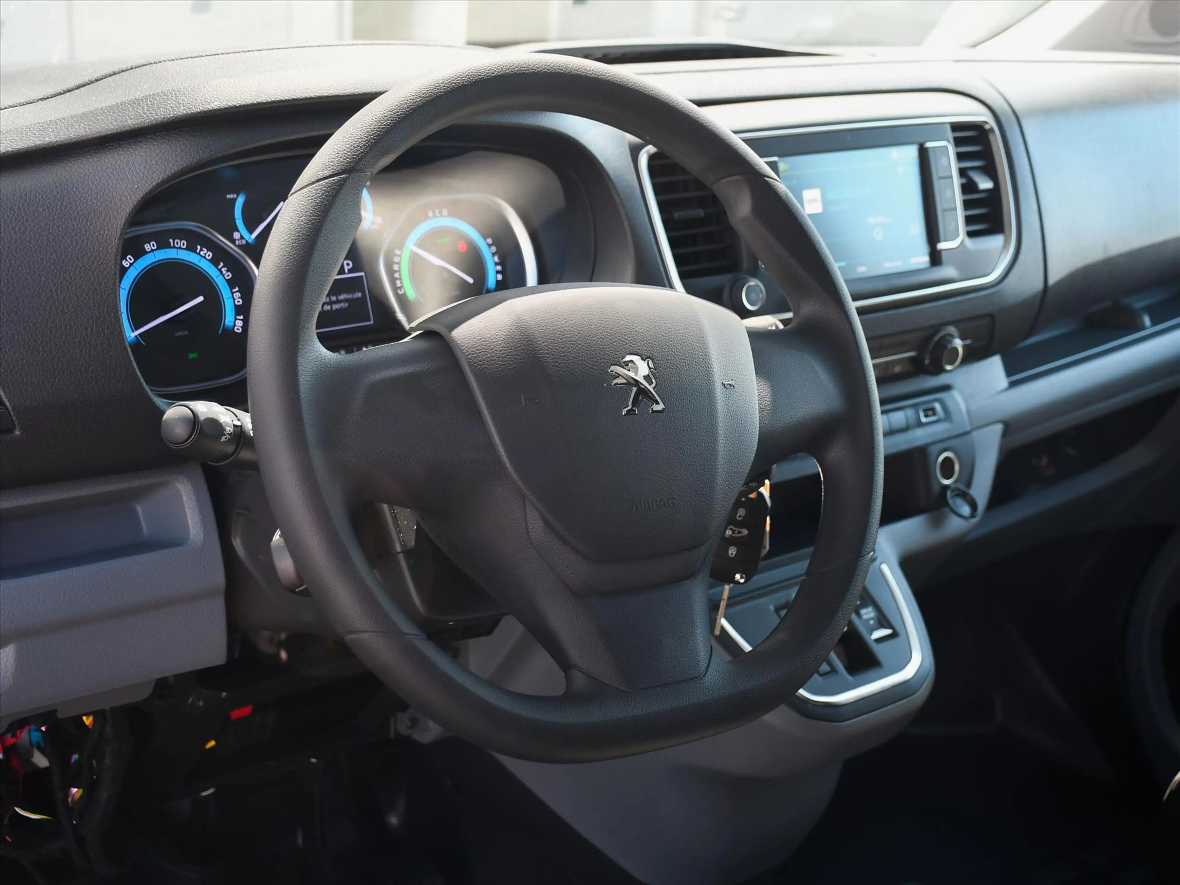 Peugeot e-Expert Premium 75 kWh 136pk Automaat DAB+ RADIO | CRUISE. — photo 11