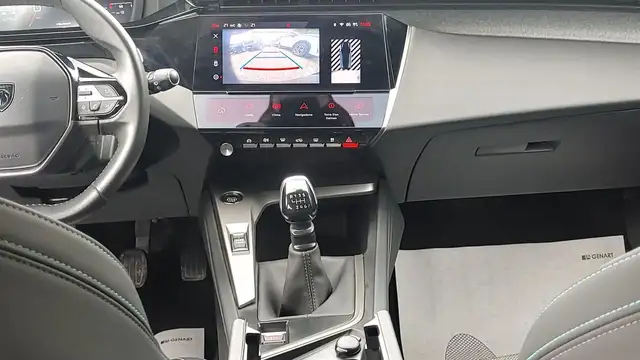 Peugeot 308 view 8