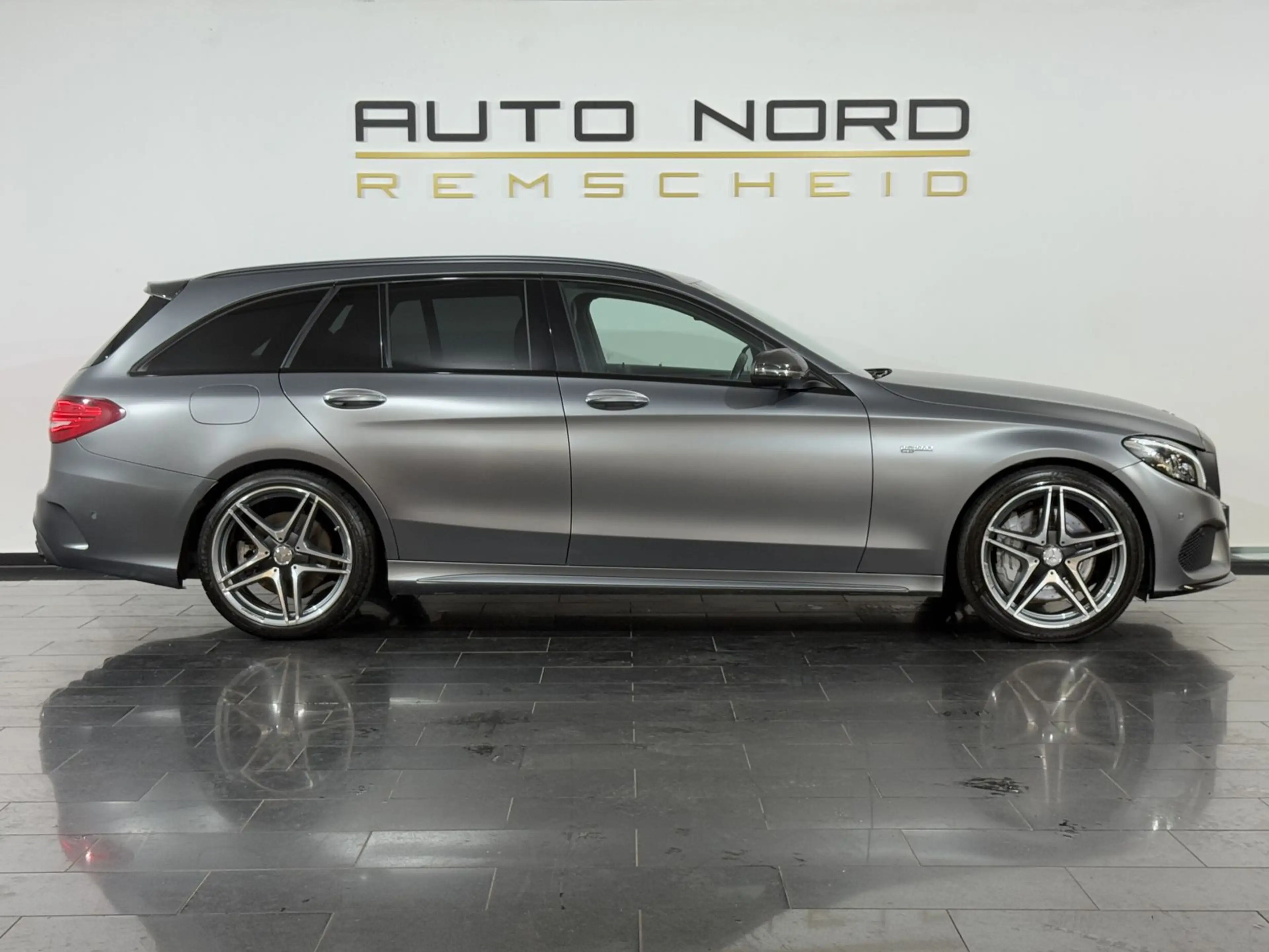 Mercedes-Benz C 43 AMG *GETRIEBESCHADEN* — photo 4