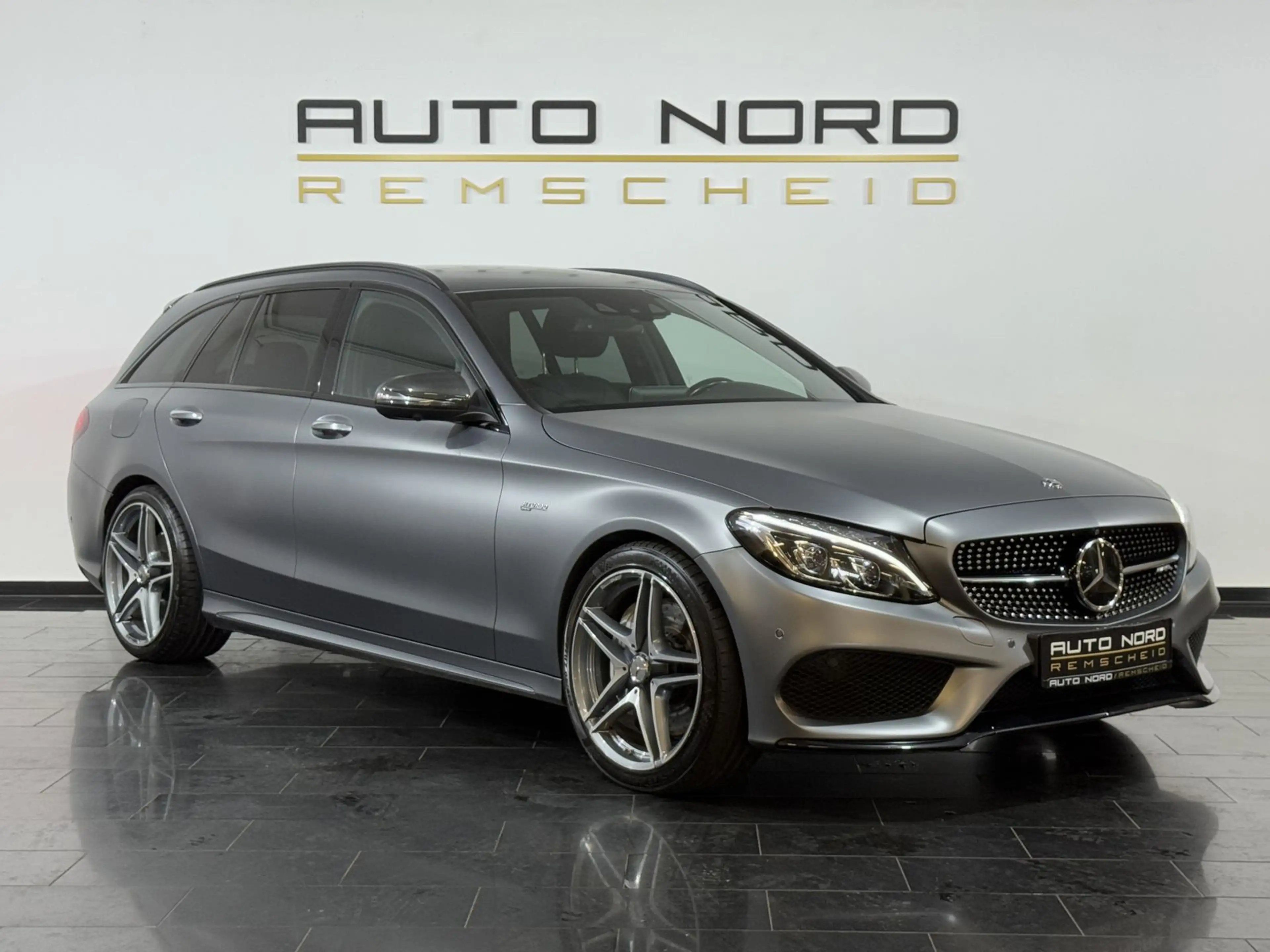 Mercedes-Benz C 43 AMG *GETRIEBESCHADEN* — photo 2