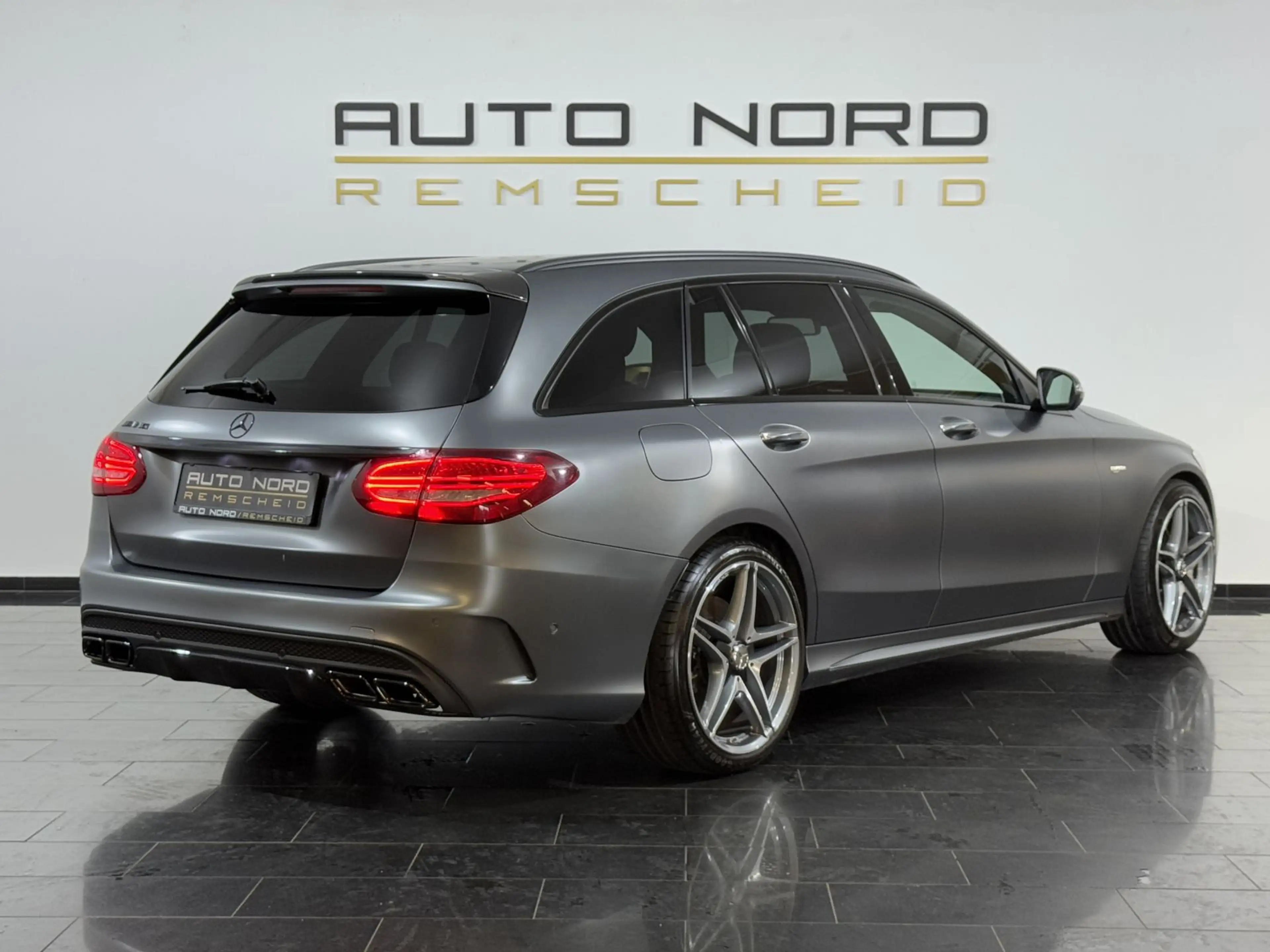 Mercedes-Benz C 43 AMG *GETRIEBESCHADEN* — photo 5