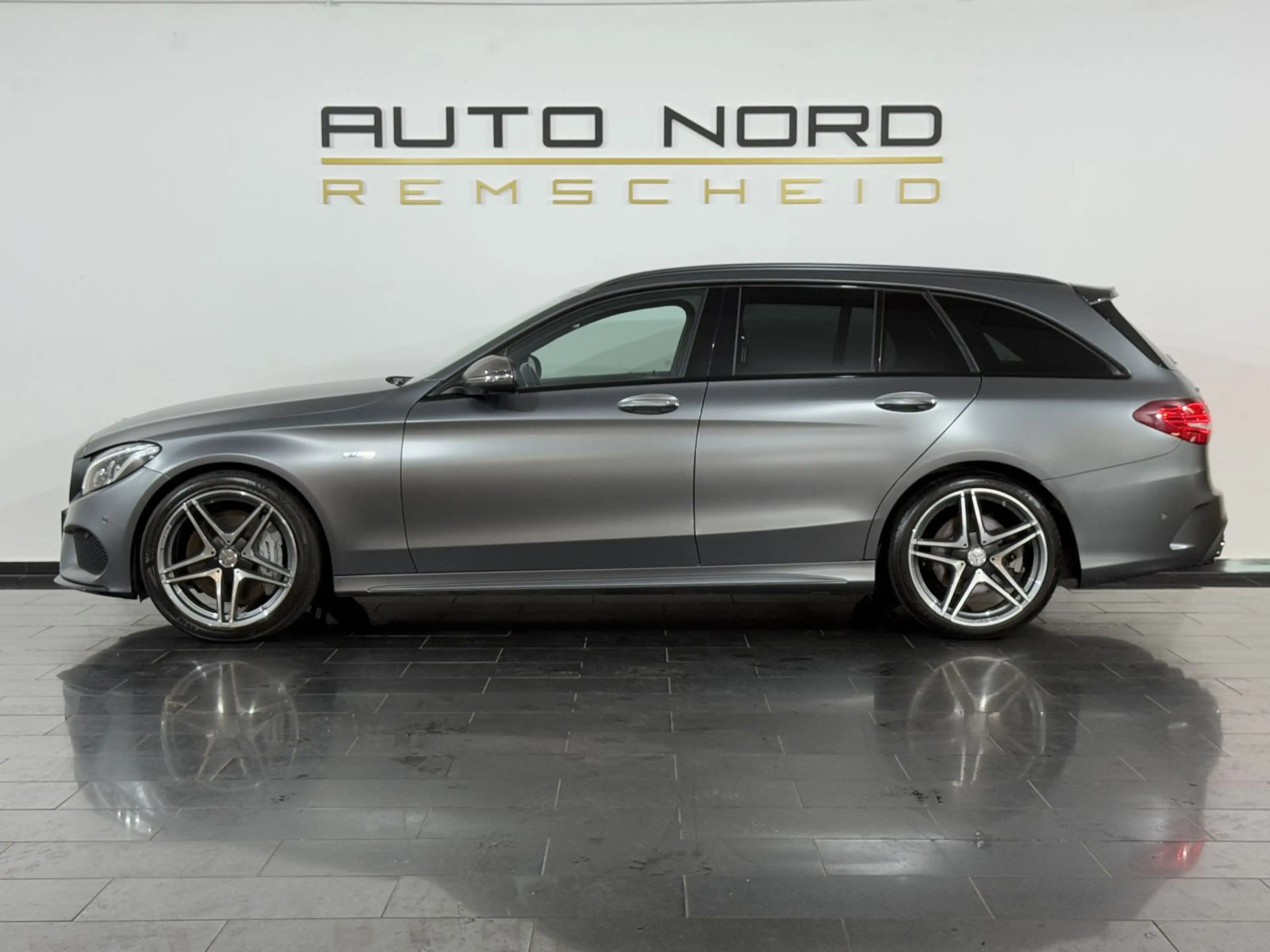 Mercedes-Benz C 43 AMG *GETRIEBESCHADEN* — photo 8