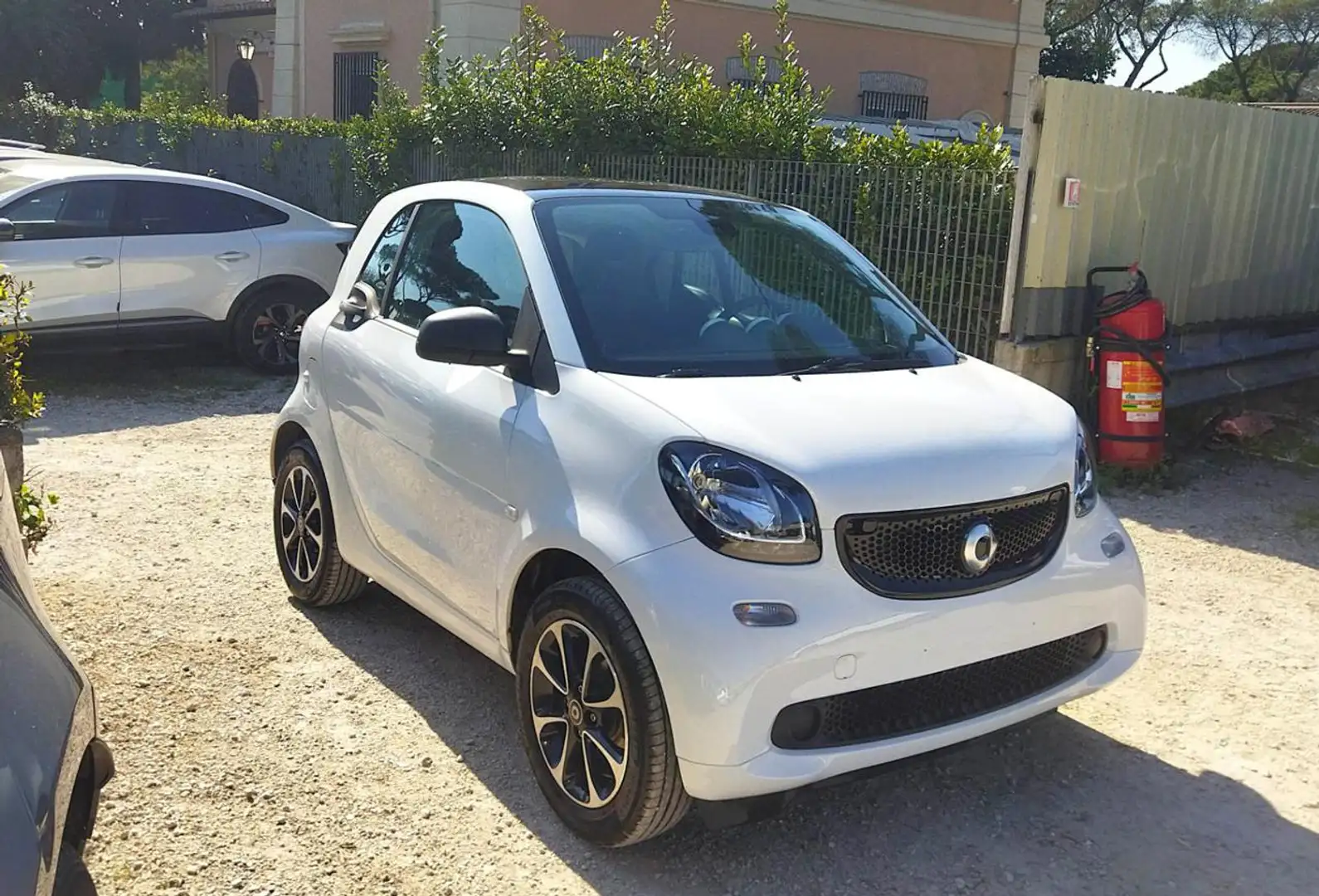 smart forTwo 1.0cc 71cv TETTO PANORAMA CRUISECONTROL Bianco - 2