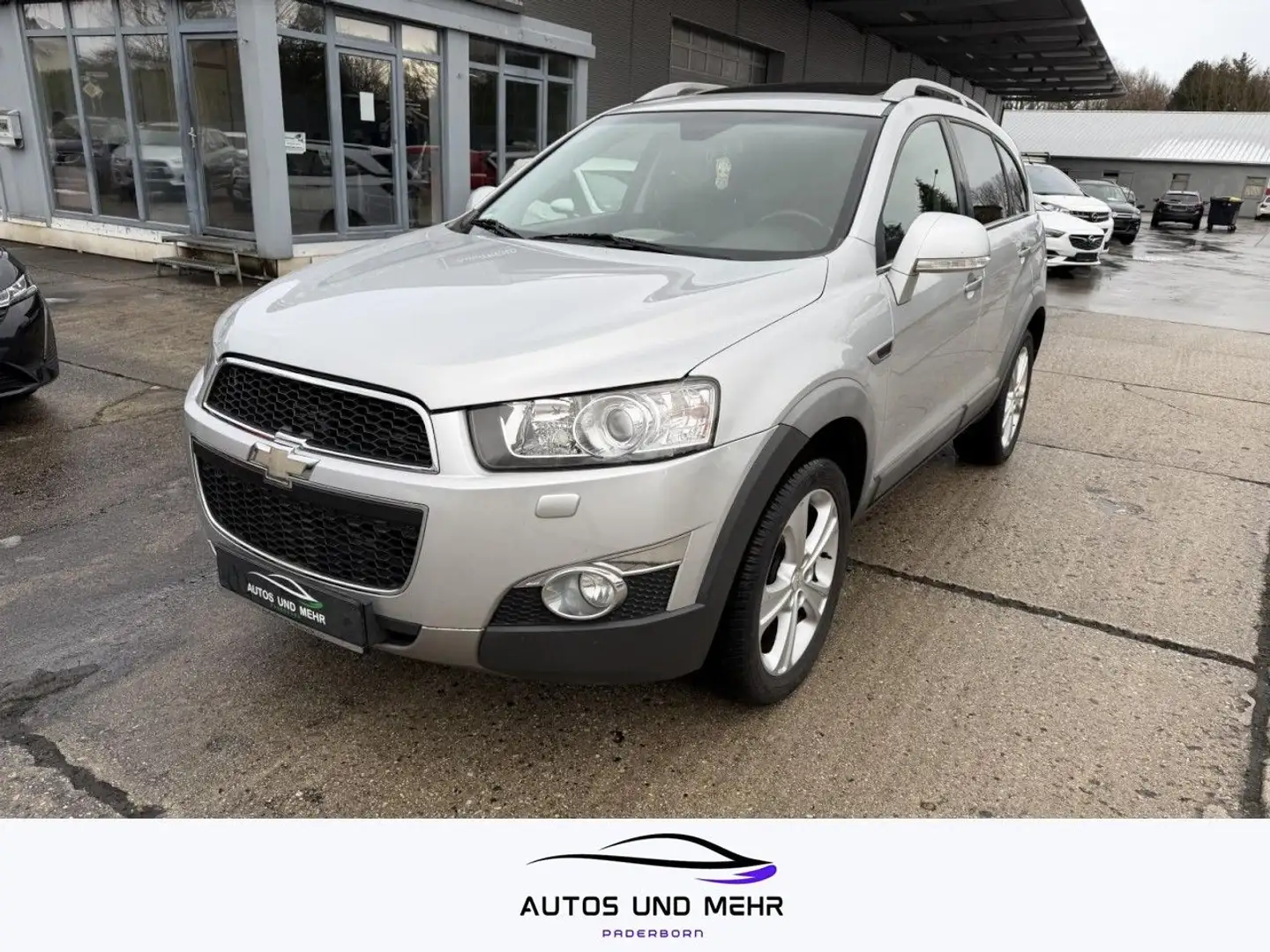 Chevrolet Captiva 2.2 D LTZ 4WD Klima Navi Leder Silber - 1