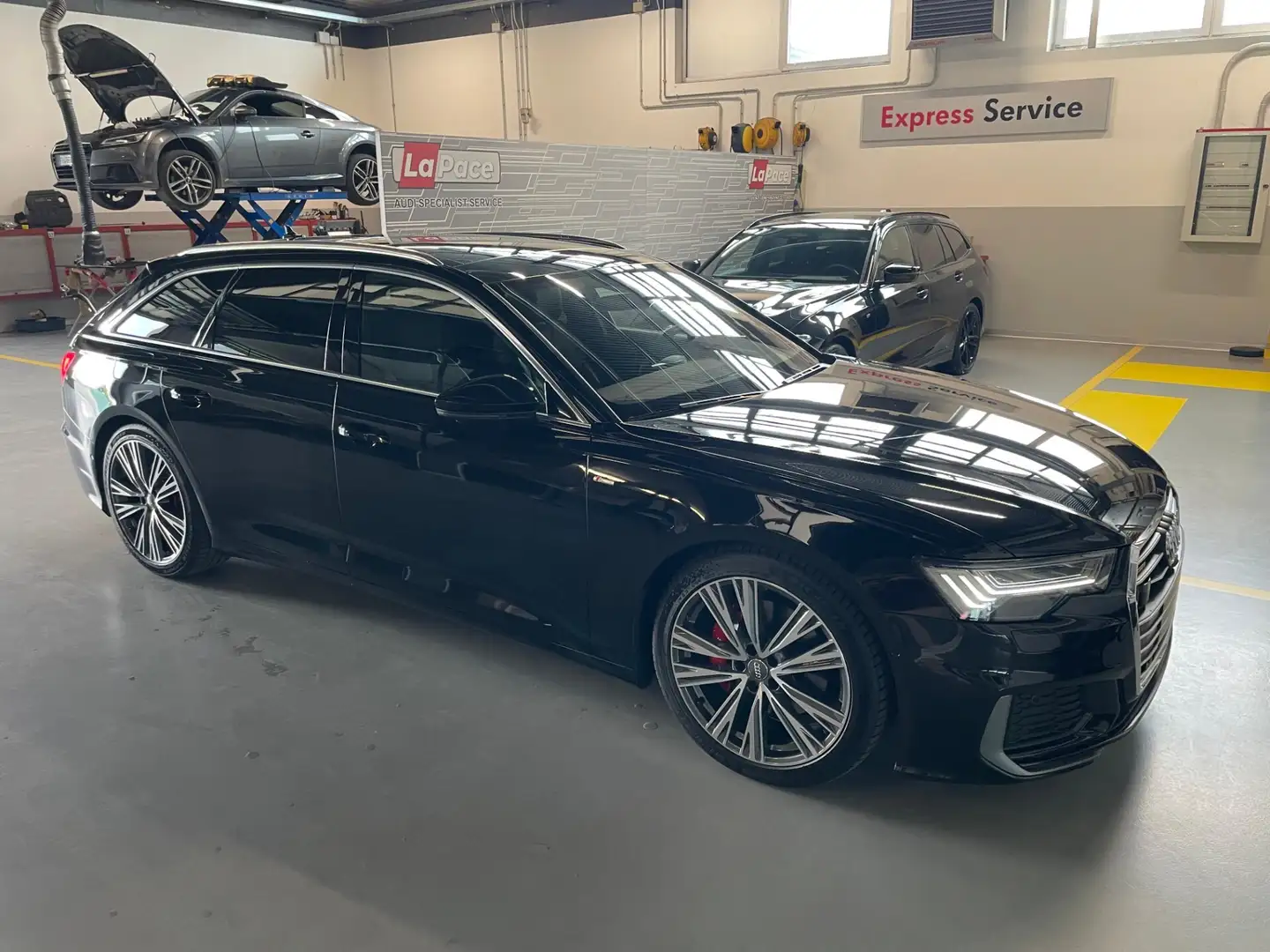 Audi A6 Avant 45 3.0 TDI 231cv quattro tiptronic S-Line Noir - 2