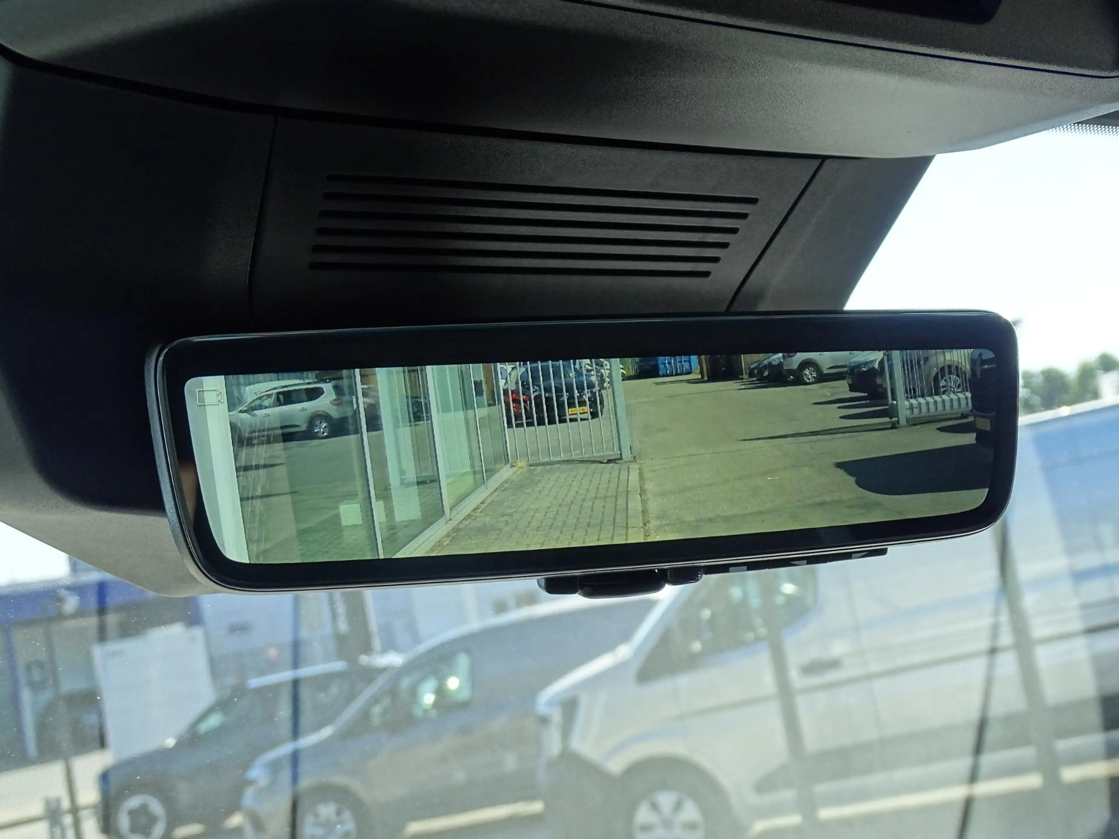 Renault Master E-Tech T35 L2H2 Extra long range 87 kWh PACK BUSIN — photo 45