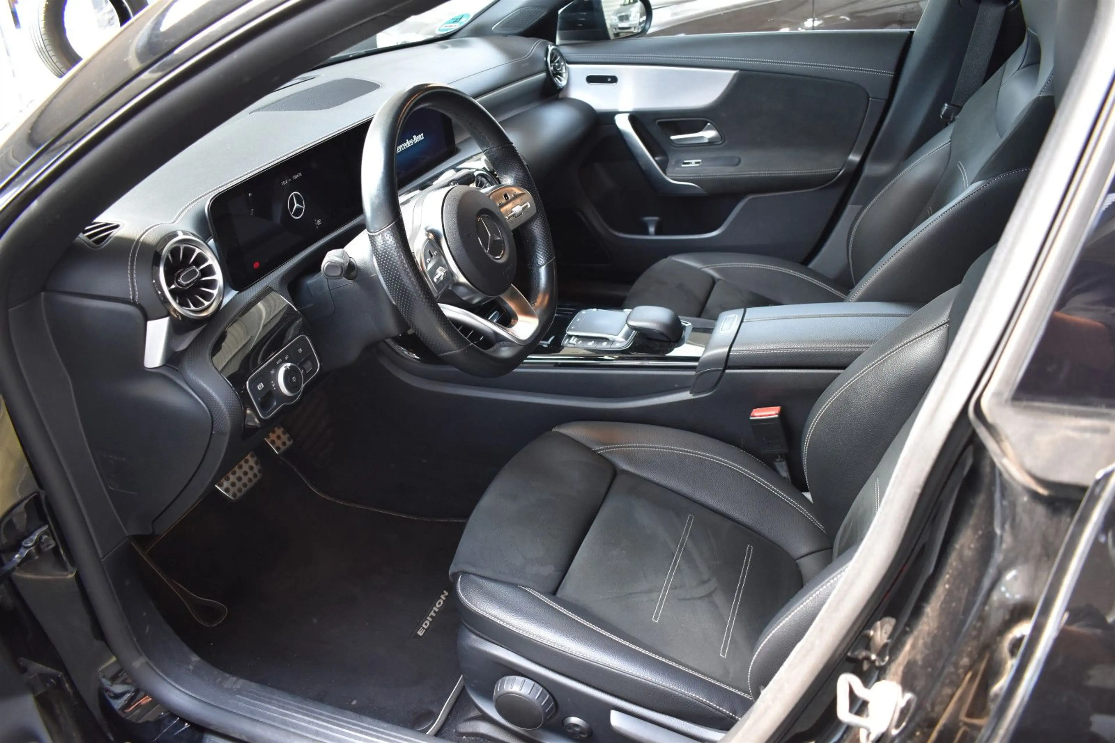 Mercedes-Benz CLA 200 d AMG/AUTOMATIK — photo 7