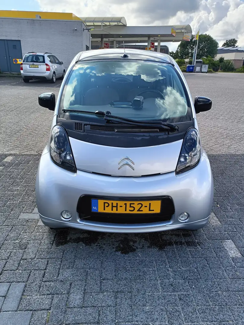 Citroen C-Zero 4-persoons 16 kWh Silber - 1