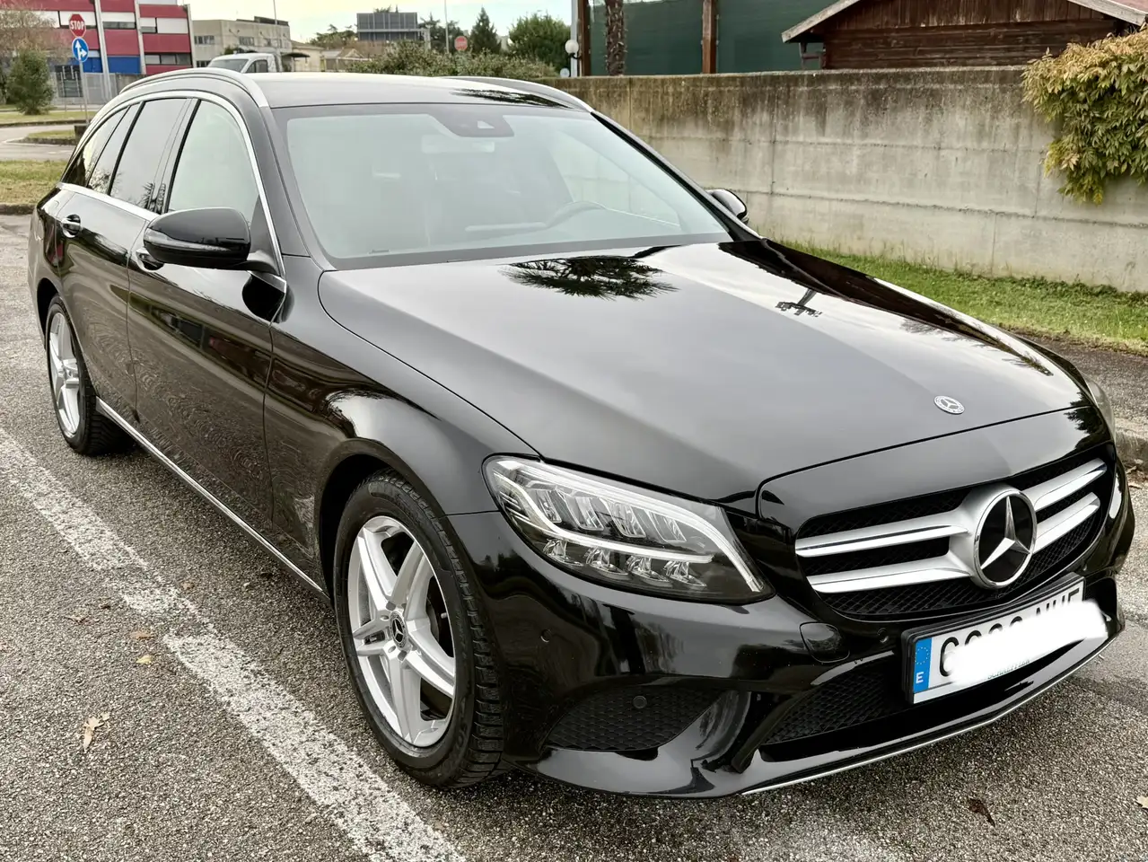 Mercedes-Benz C 220