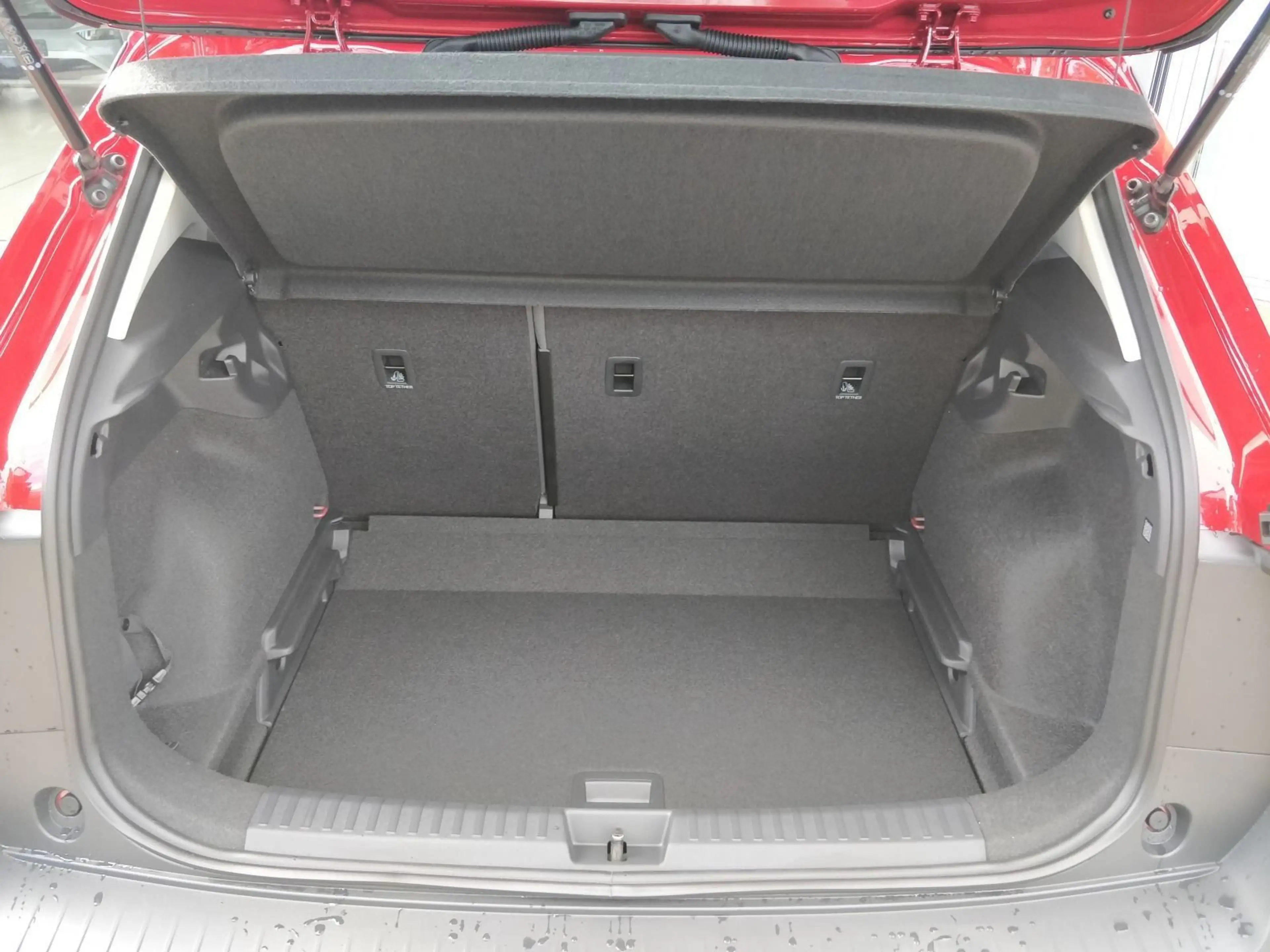 Skoda Epiq 55 Edition Eins 211PS LKHZ SHZ KEYLESS NAVI — photo 6