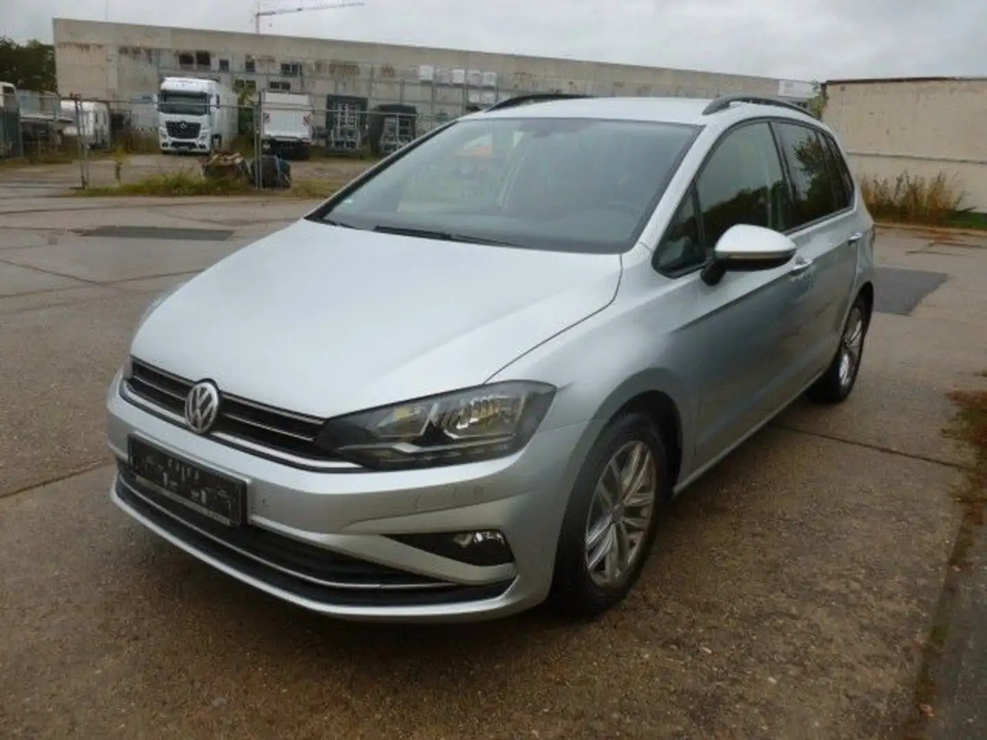 Volkswagen Golf Sportsvan 1.5 TSI ACT 110kW DSG 1 Hand SHG Silber - 2
