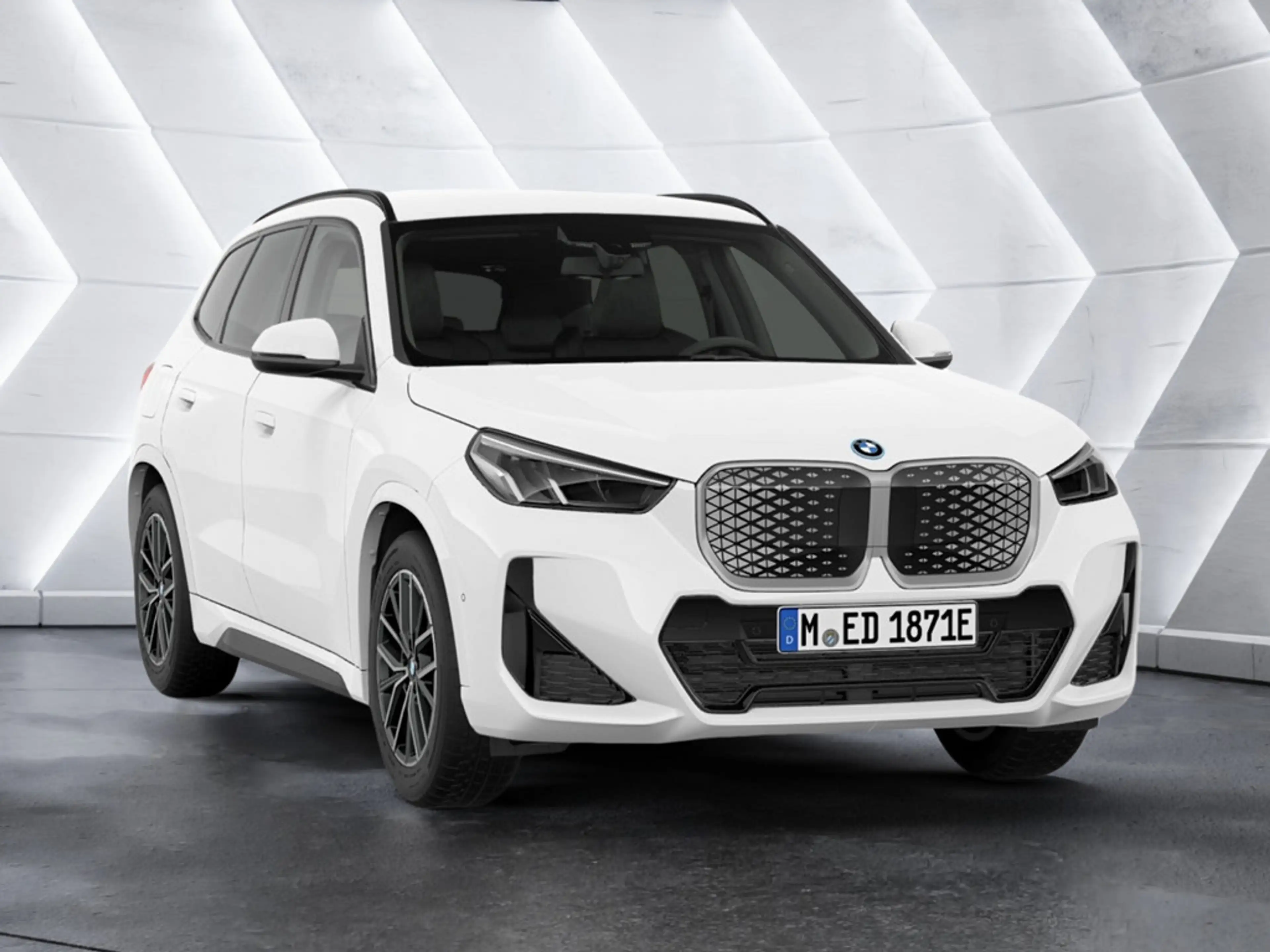 BMW iX1 eDrive20 KLIMA PDC SHZ KAMERA NAVI LED — photo 3