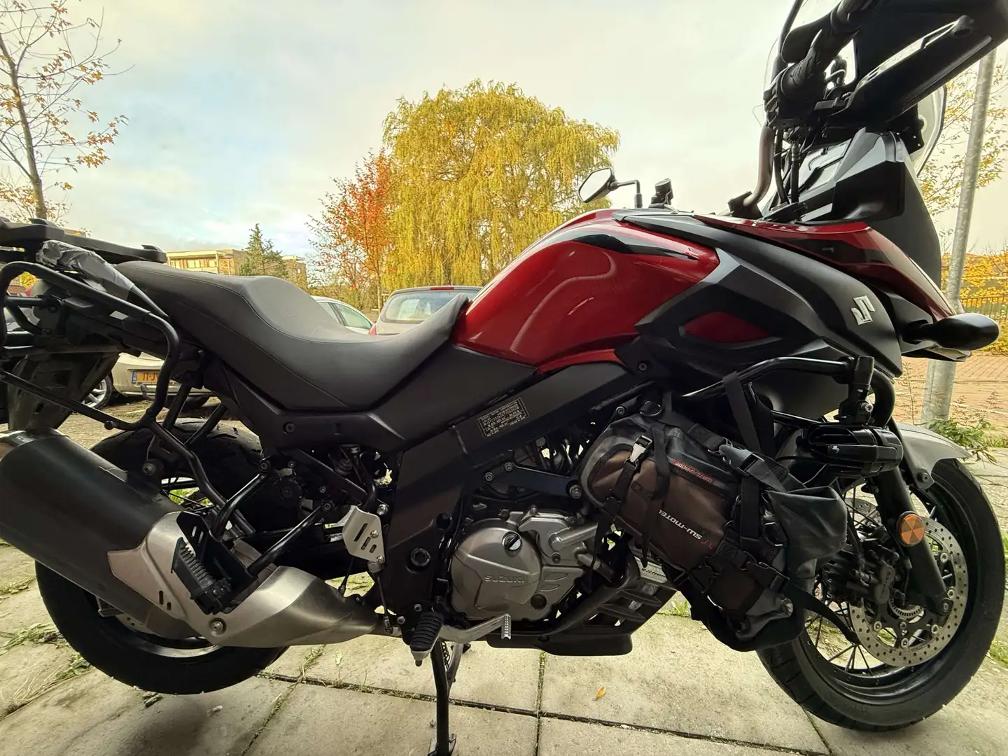 Suzuki V-Strom 650 Nette 650 XTA spaakwielen en groot onderhoud Rojo - 1