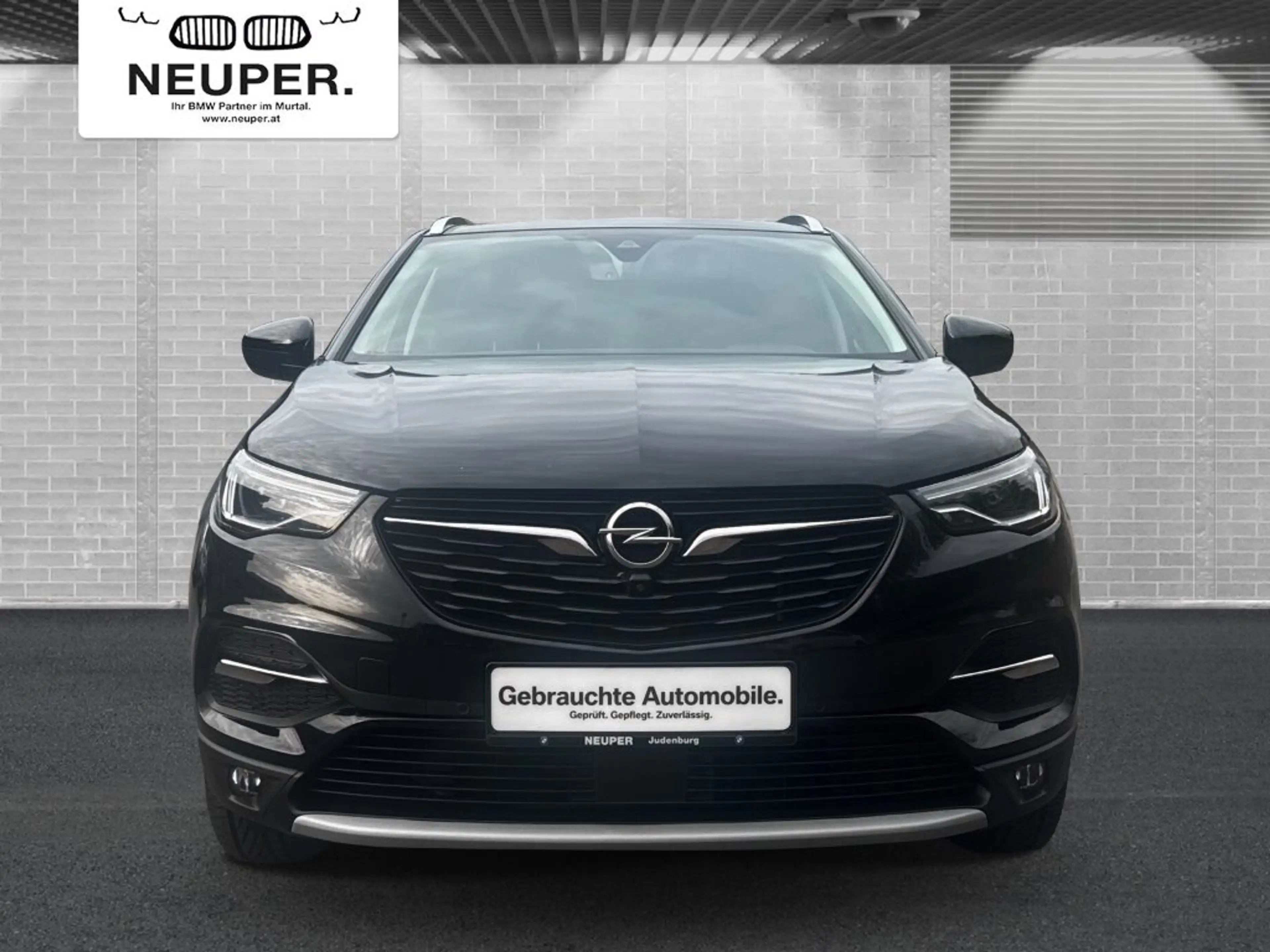 Opel Grandland 1,6 Direct Inj. PHEV Ultimate Allrad — photo 2