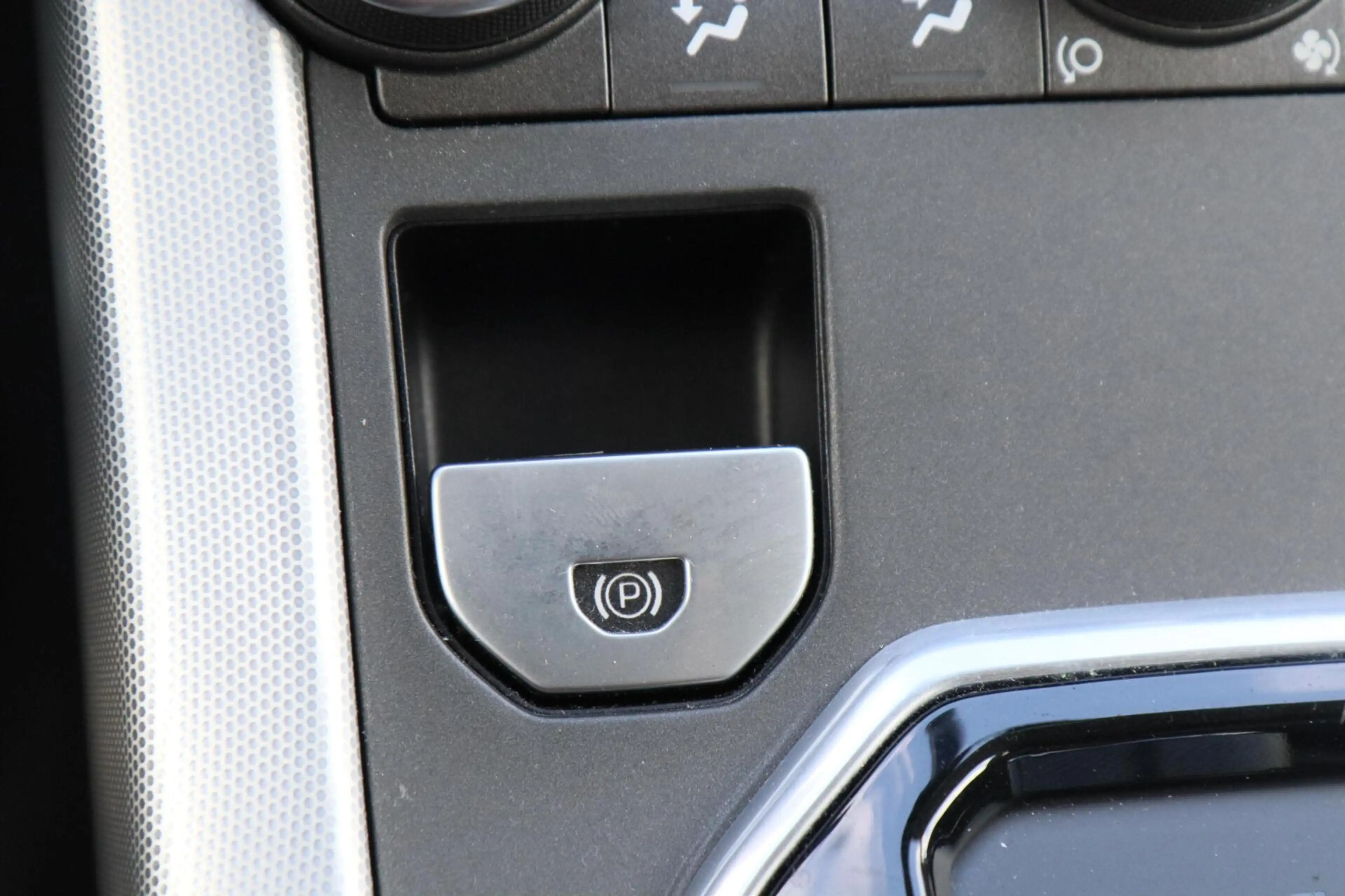 Land Rover Range Rover Evoque 2.0 Si4 241PK HSE Automaat | MERIDIAN | MEMORY | C — photo 47