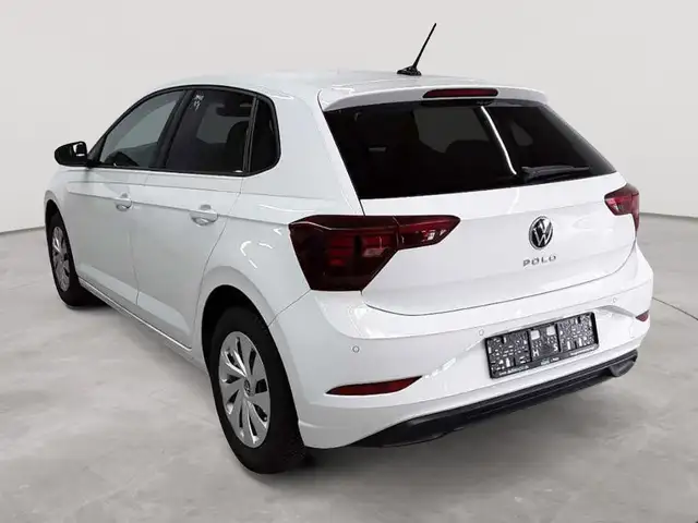 Volkswagen Polo view 5