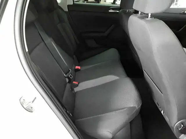 Volkswagen Polo view 14