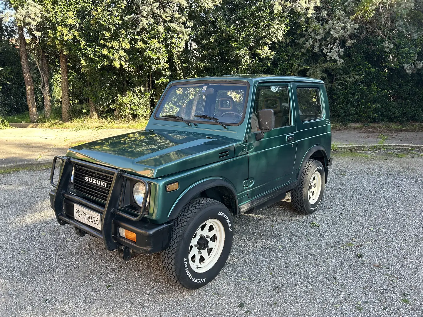 Suzuki SJ 413 De Luxe - 1