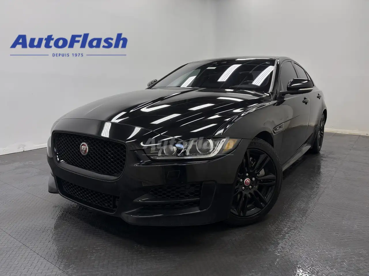 2017 Jaguar XE