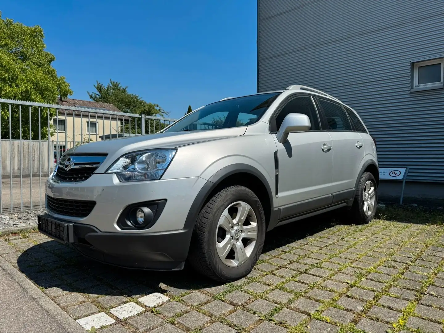 Opel Antara *Selection*4x2*TÜV*Klima*LM-Felgen* Silber - 1