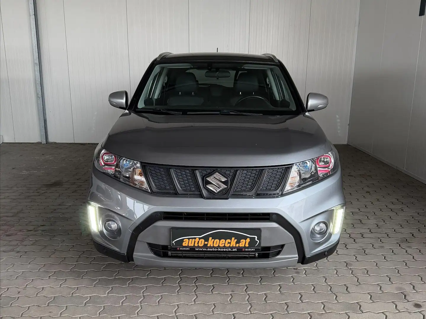 Suzuki Vitara 1.4 S 4x4 Grau - 2