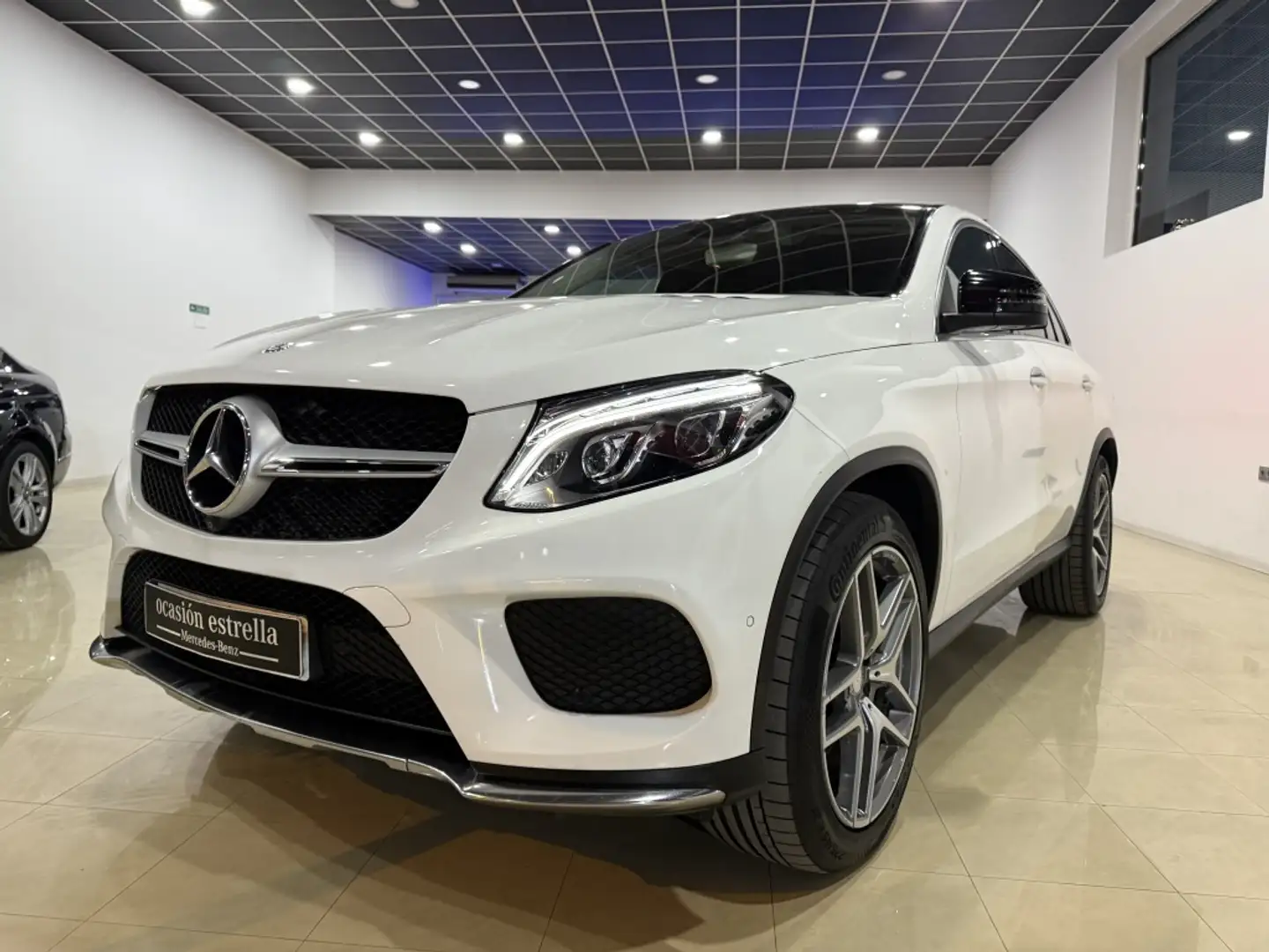 Mercedes-Benz GLE 350 Coupé 350d 4Matic Aut. Blanc - 2