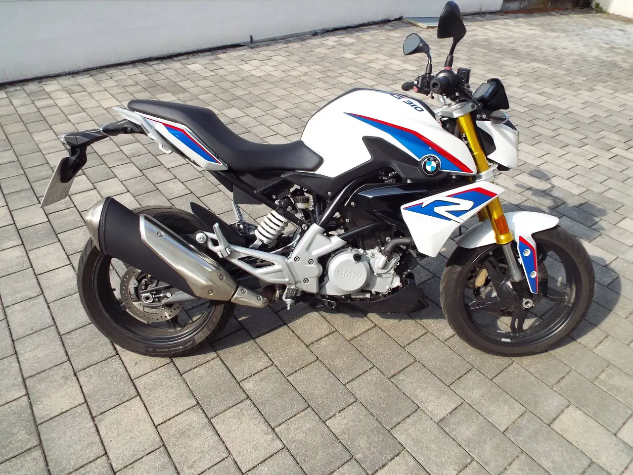 BMW G 310 R