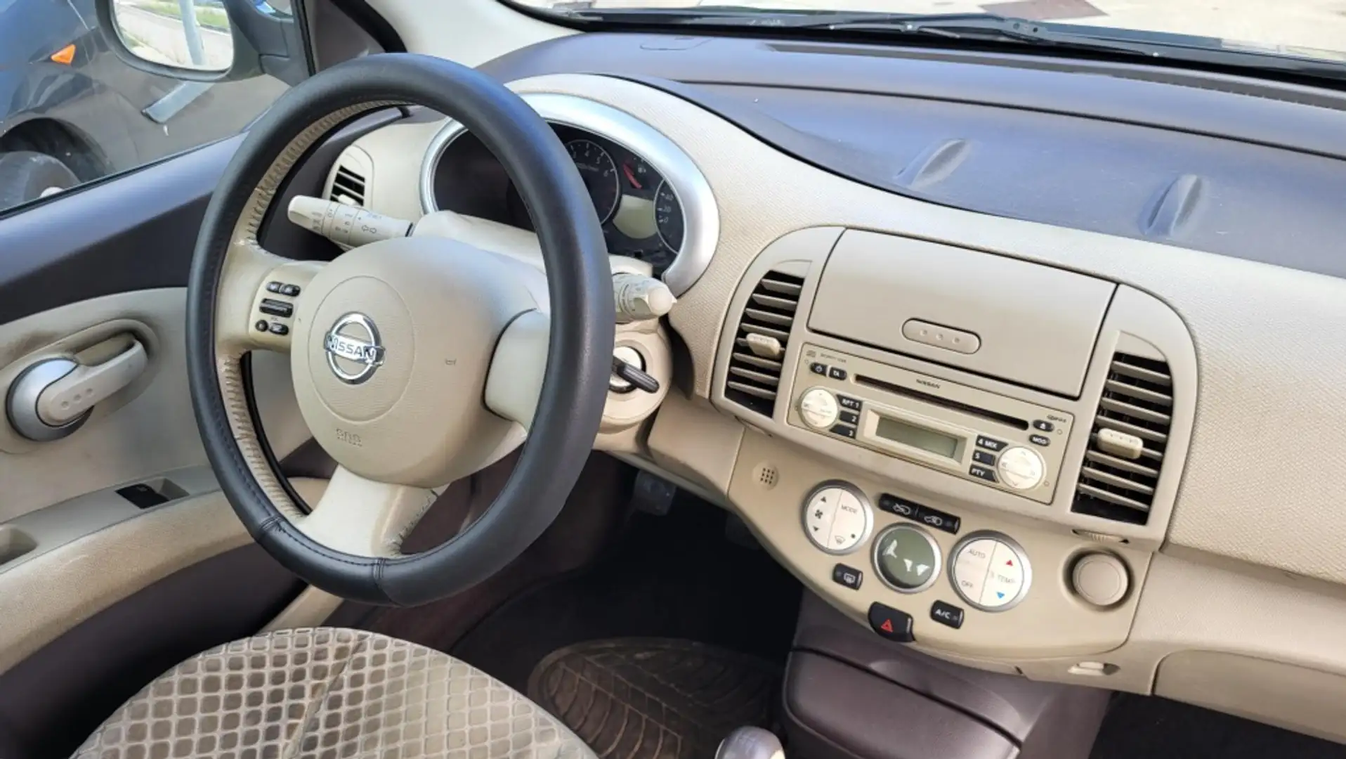 Nissan Micra 1.4 Acenta Negro - 2