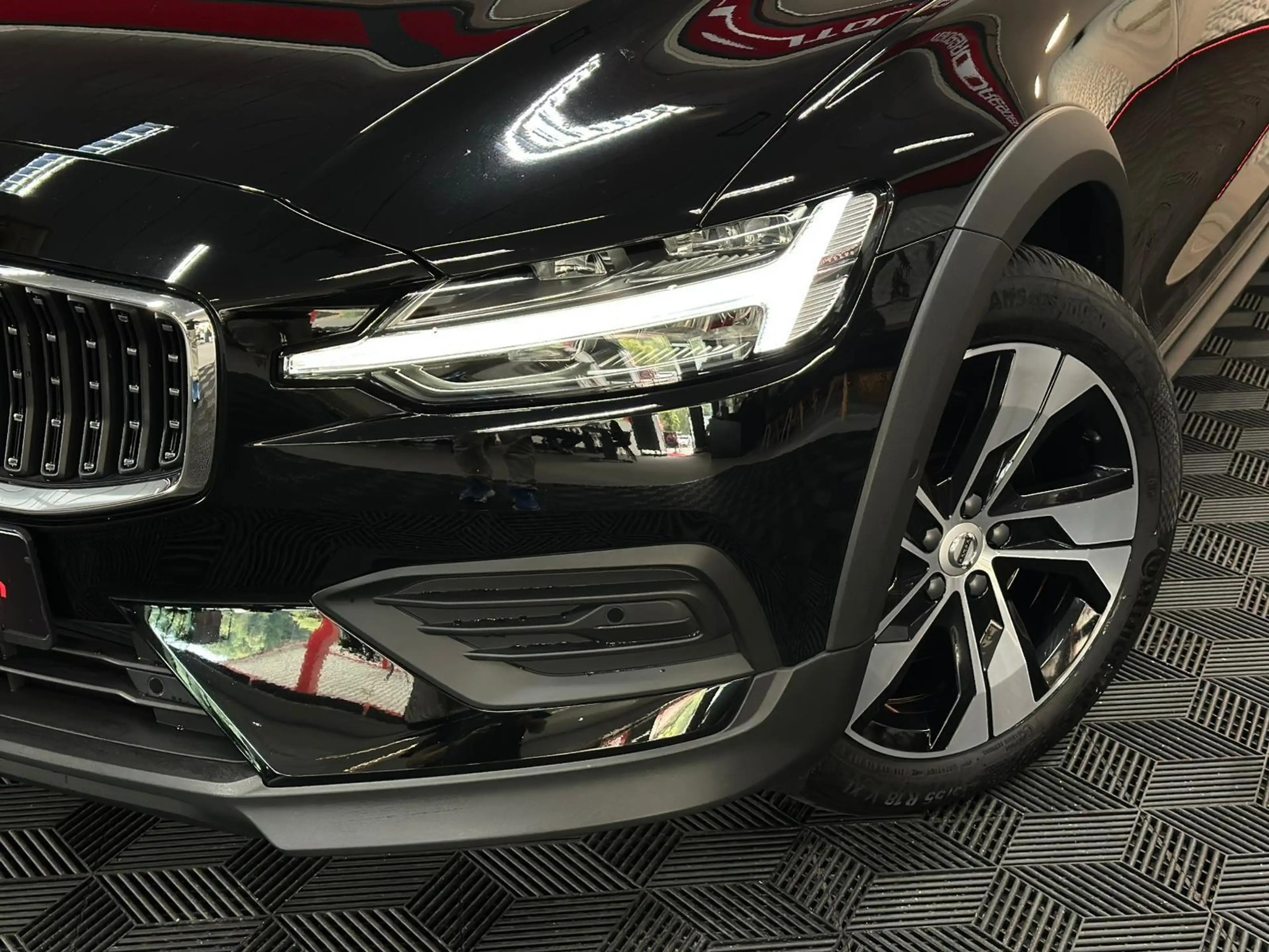Volvo V60 Cross Country V60 CrossCountry 4x4 MEMORY#LH#CARPLAY#LEDER#AHK — photo 11