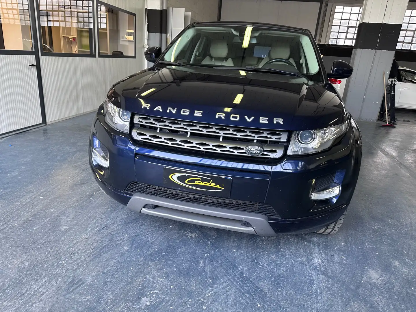 Land Rover Range Rover Evoque 5p 2.2 td4 Pure 150cv AUTOCARRO Bleu - 2