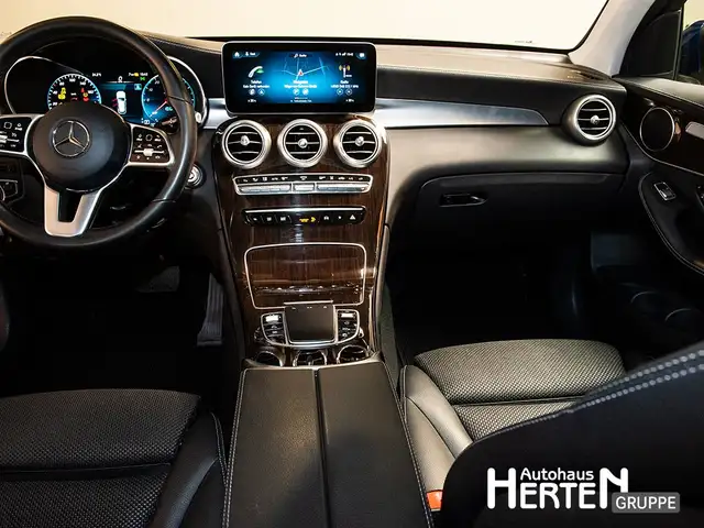 Mercedes-Benz GLC view 10