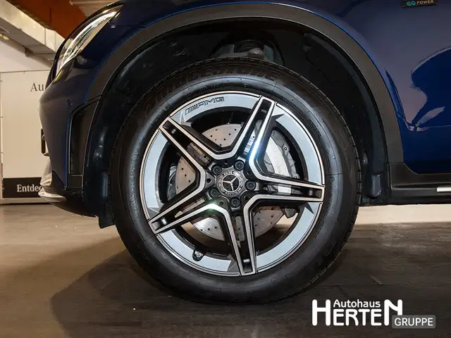 Mercedes-Benz GLC view 5