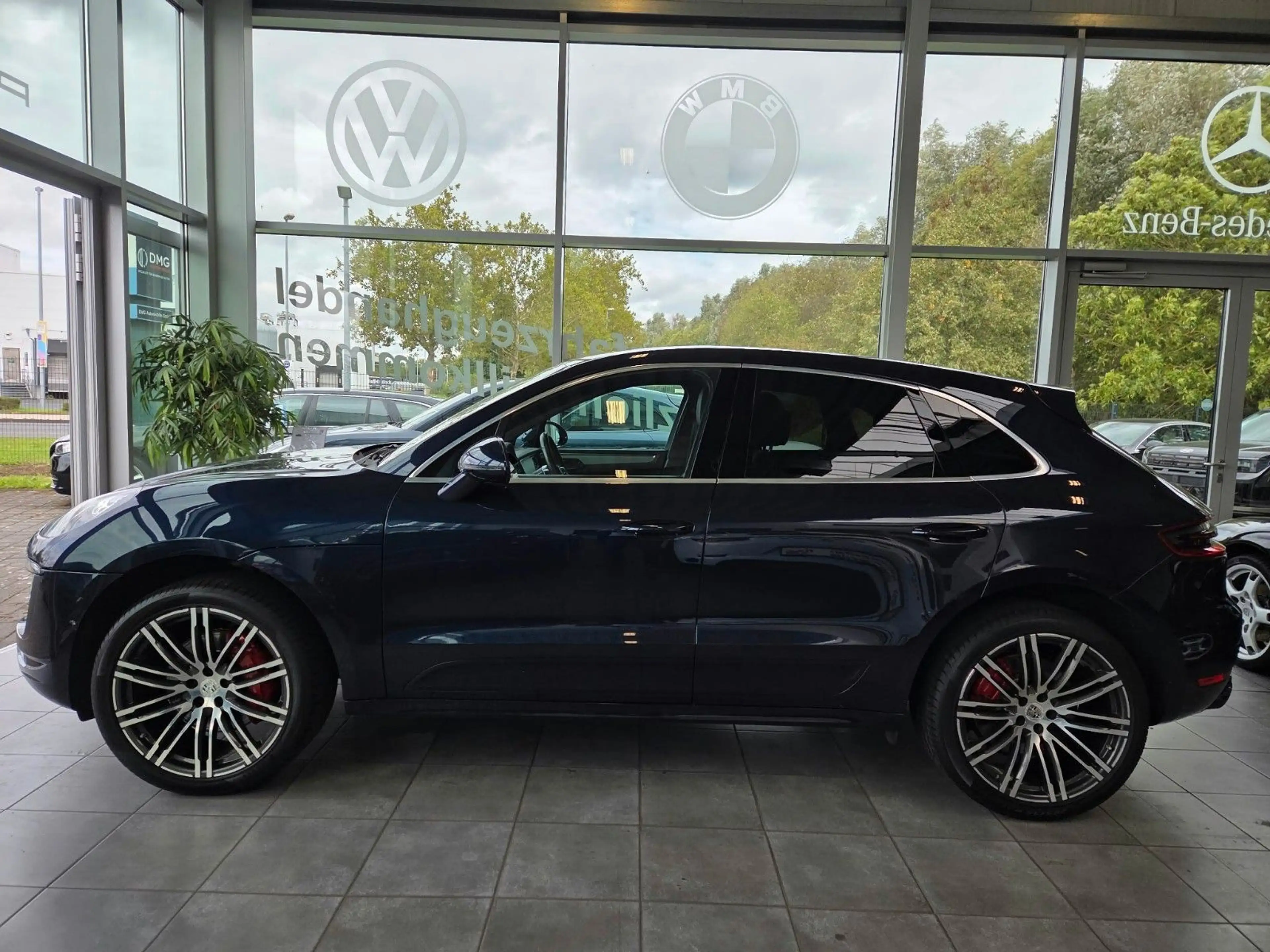 Porsche Macan Turbo/Vollaustattung/erst 47000km/1-HD — photo 2